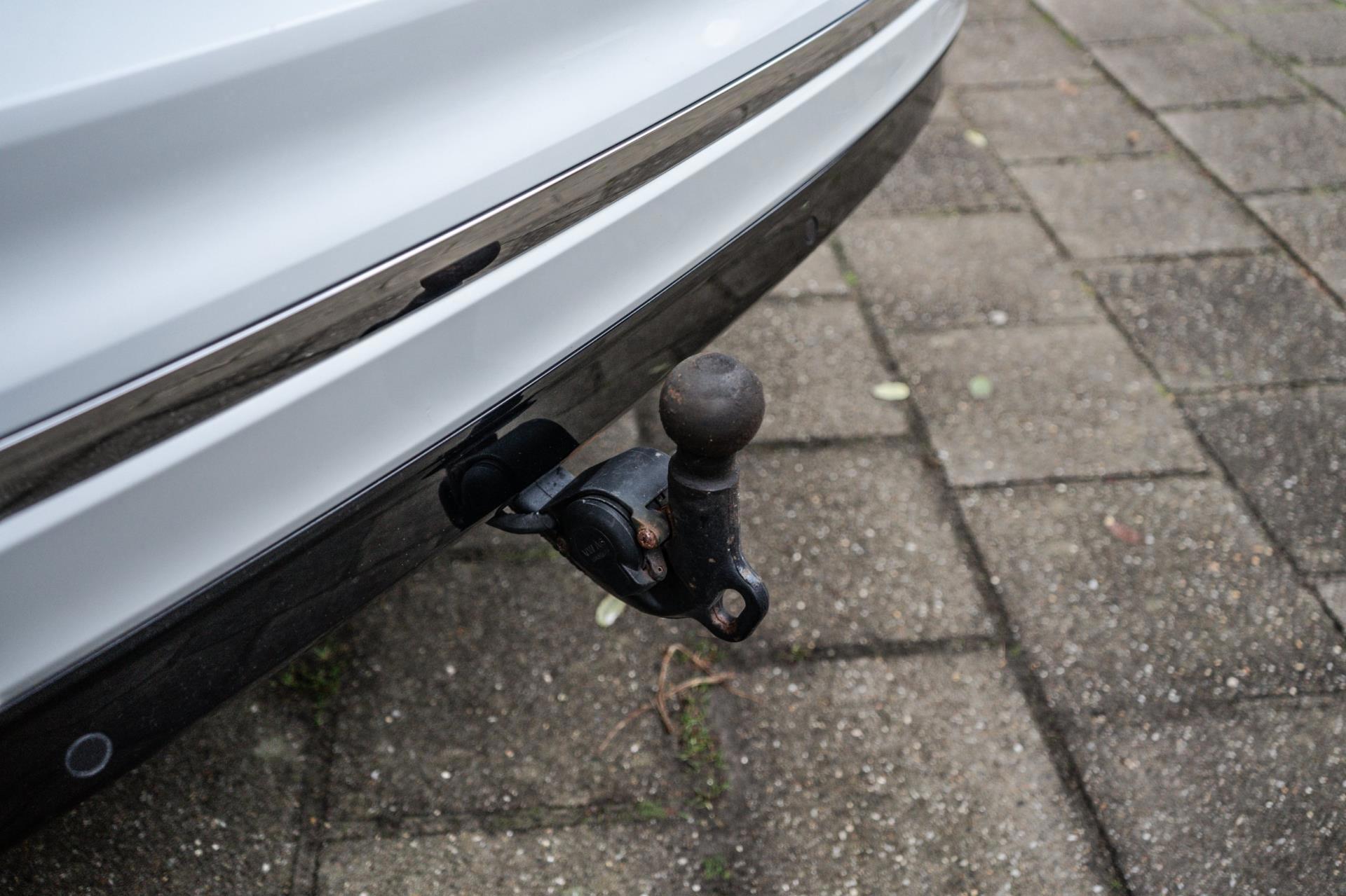 Volkswagen Tiguan 2.0 TSI 4Motion R-Line (2017), foto 12