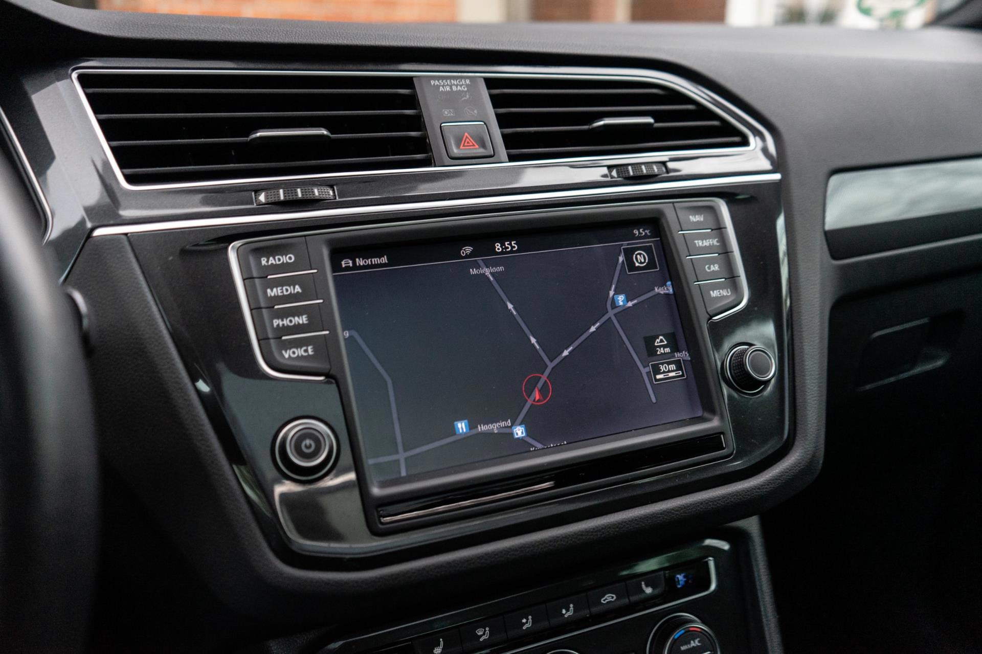 Volkswagen Tiguan 2.0 TSI 4Motion R-Line (2017), foto 22