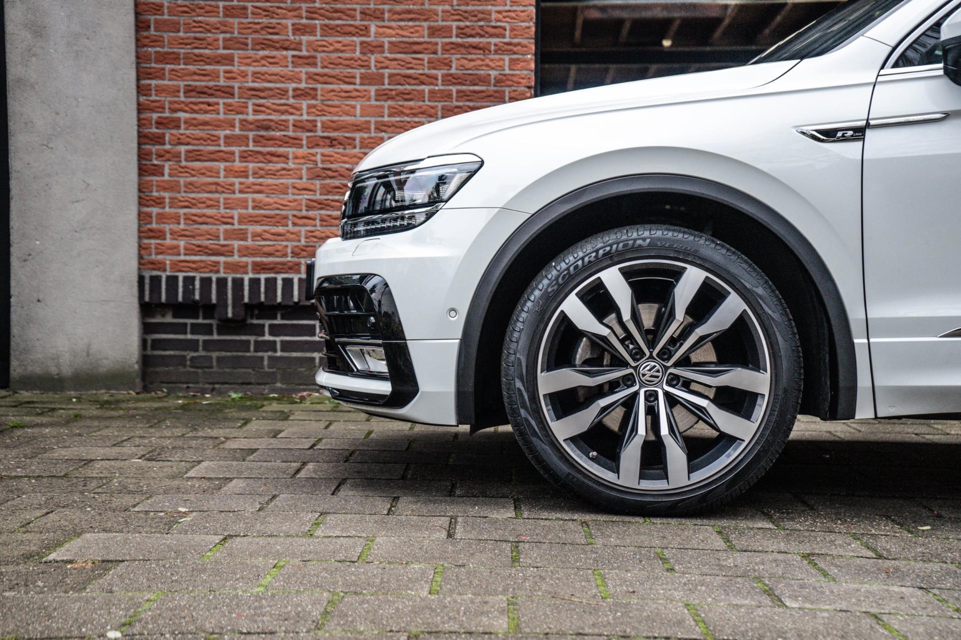 Volkswagen Tiguan 2.0 TSI 4Motion R-Line (2017), foto 7