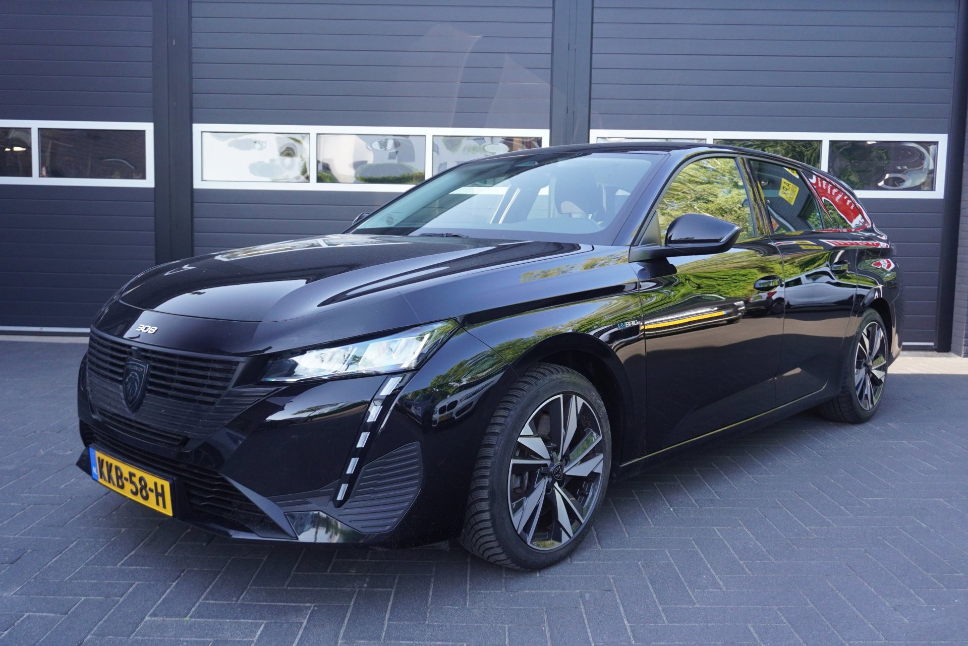 Peugeot 308 SW 1.6 Plug-in Hybrid Aut (2022), foto 1