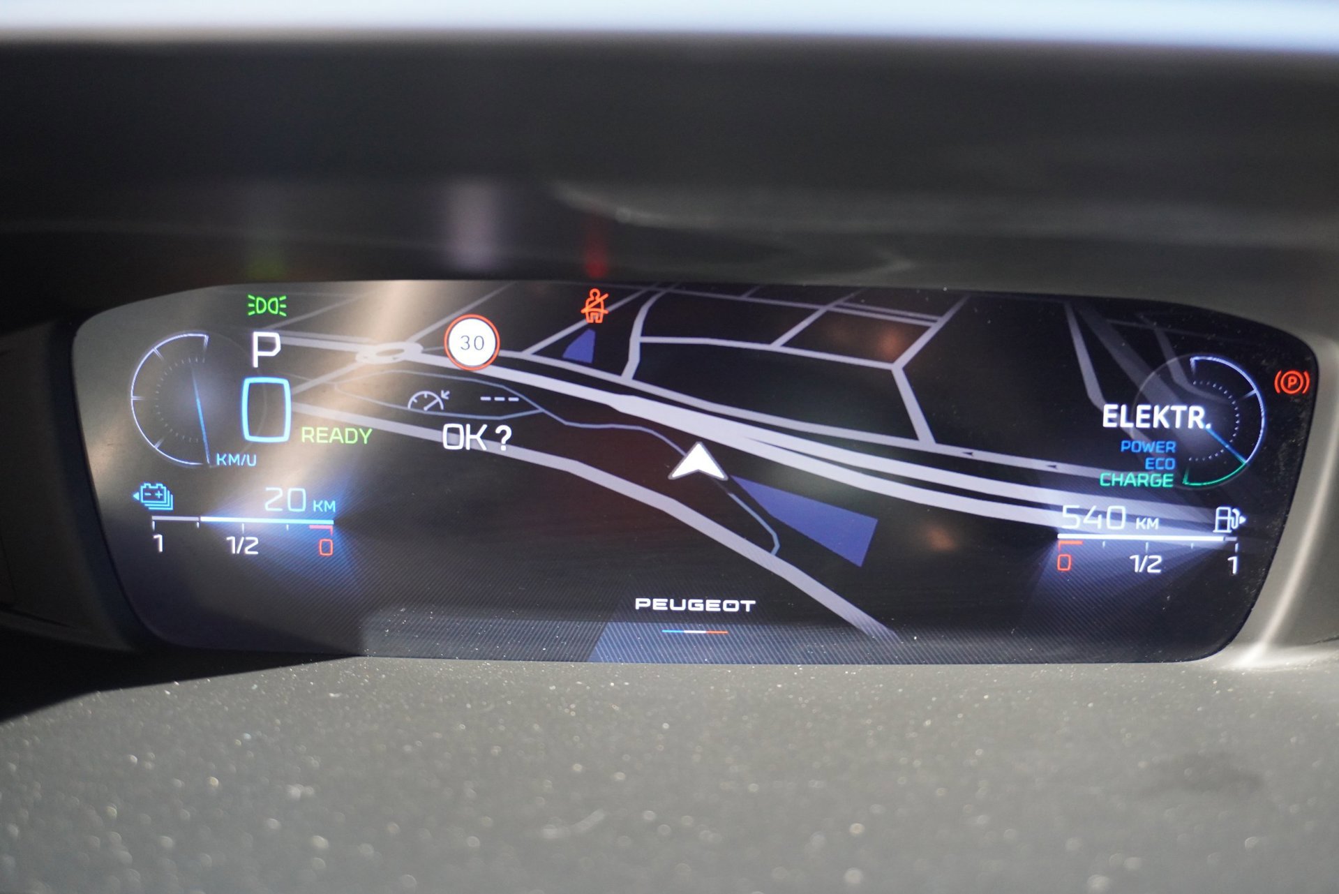 Peugeot 308 SW 1.6 Plug-in Hybrid Aut (2022), foto 24