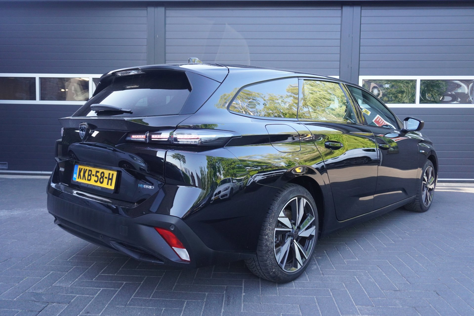Peugeot 308 SW 1.6 Plug-in Hybrid Aut (2022), foto 4