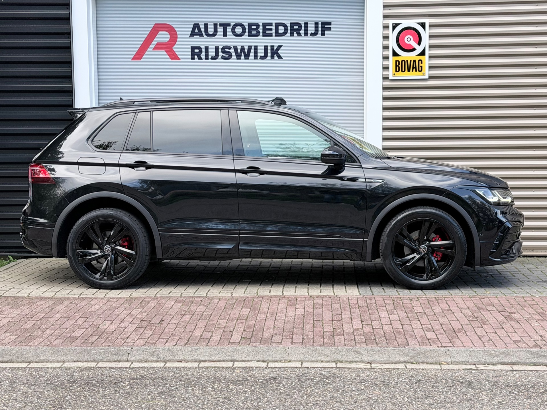 Volkswagen Tiguan 1.5 TSI R-Line (2021), foto 5