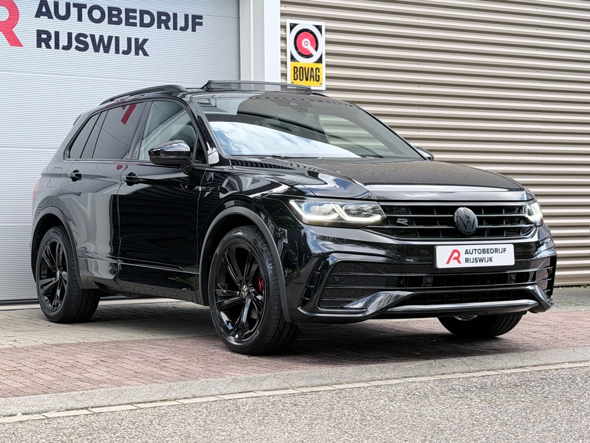 Volkswagen Tiguan 1.5 TSI R-Line (2021), foto 8