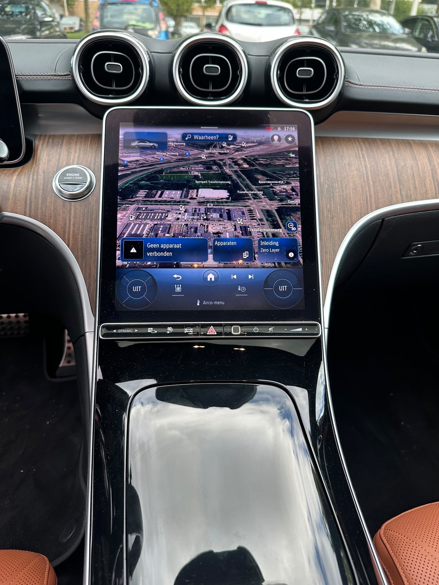 Mercedes-Benz C-klasse 300 e AMG Line (2024), foto 15