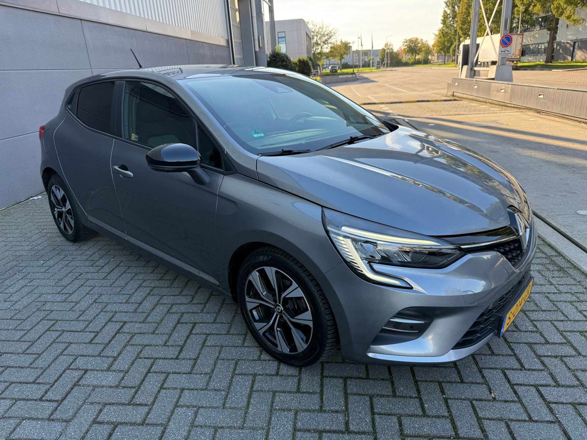 Renault Clio 1.0 TCe 90 Evolution (2023), foto 3