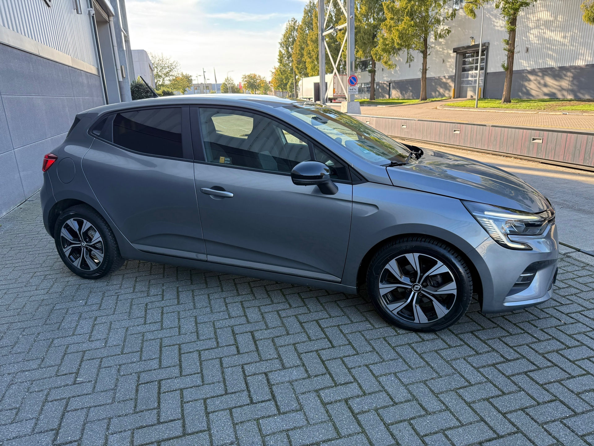 Renault Clio 1.0 TCe 90 Evolution (2023), foto 4