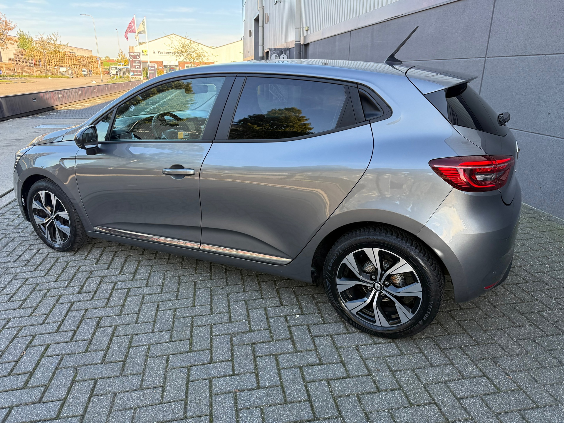 Renault Clio 1.0 TCe 90 Evolution (2023), foto 8