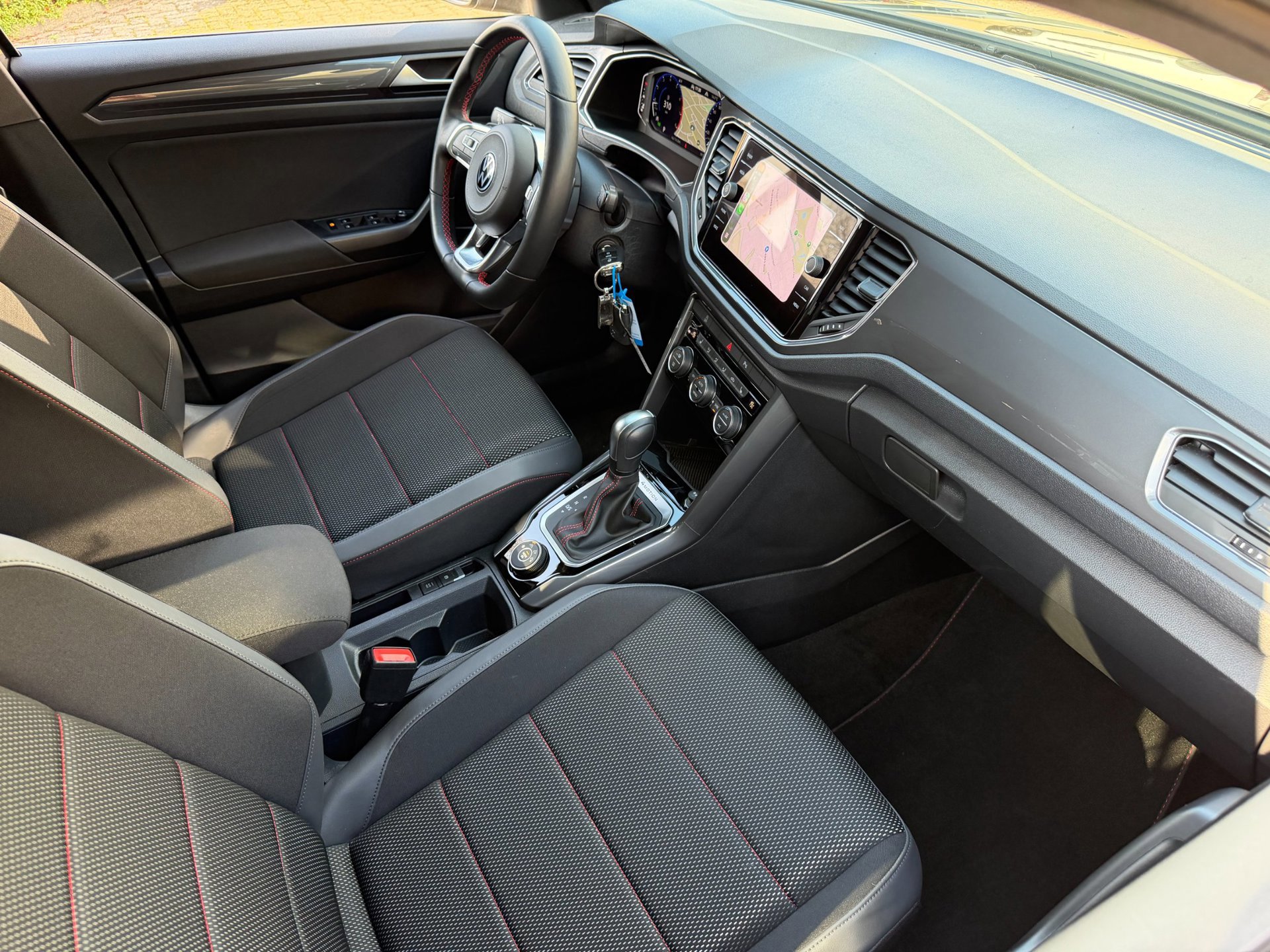 Volkswagen T-Roc 2.0 TSI 4Motion Sport Business R (2021), foto 18