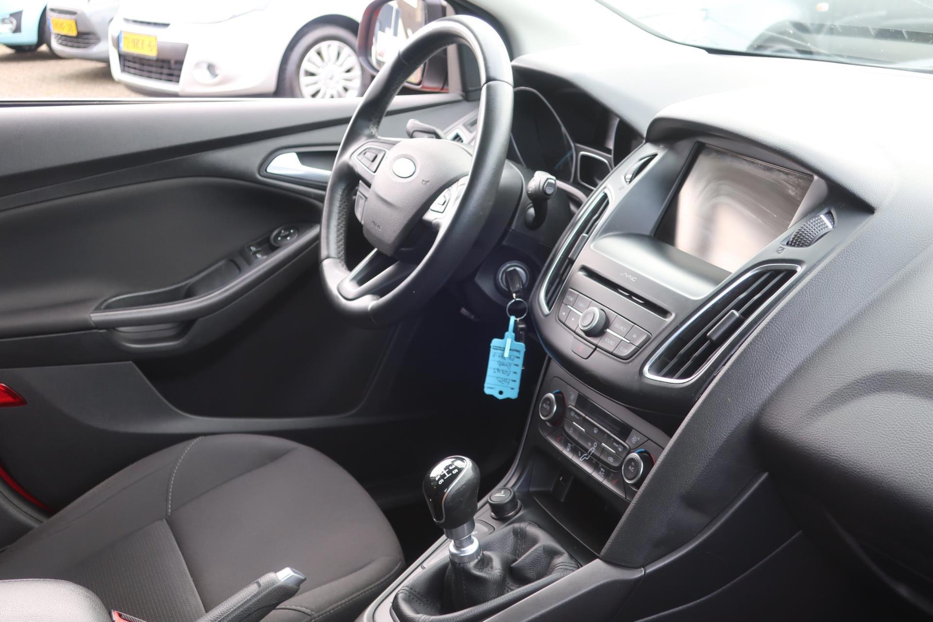 Ford Focus Wagon 1.5 Titanium (2016), foto 11