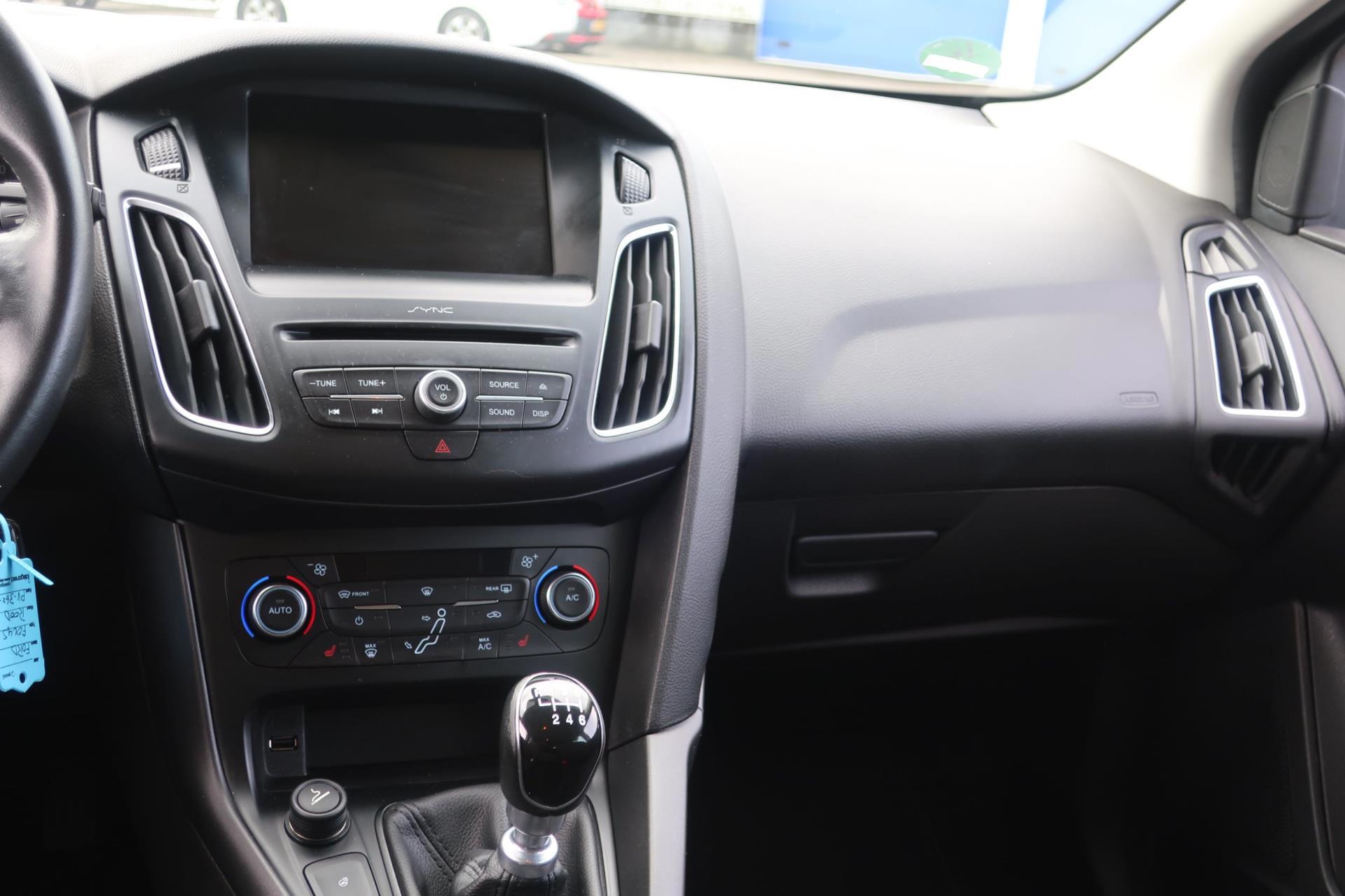 Ford Focus Wagon 1.5 Titanium (2016), foto 13