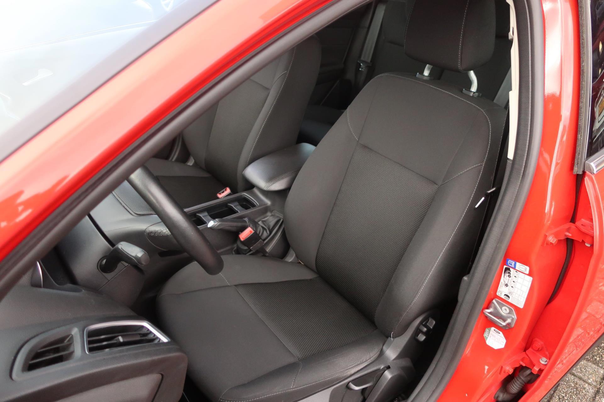 Ford Focus Wagon 1.5 Titanium (2016), foto 17