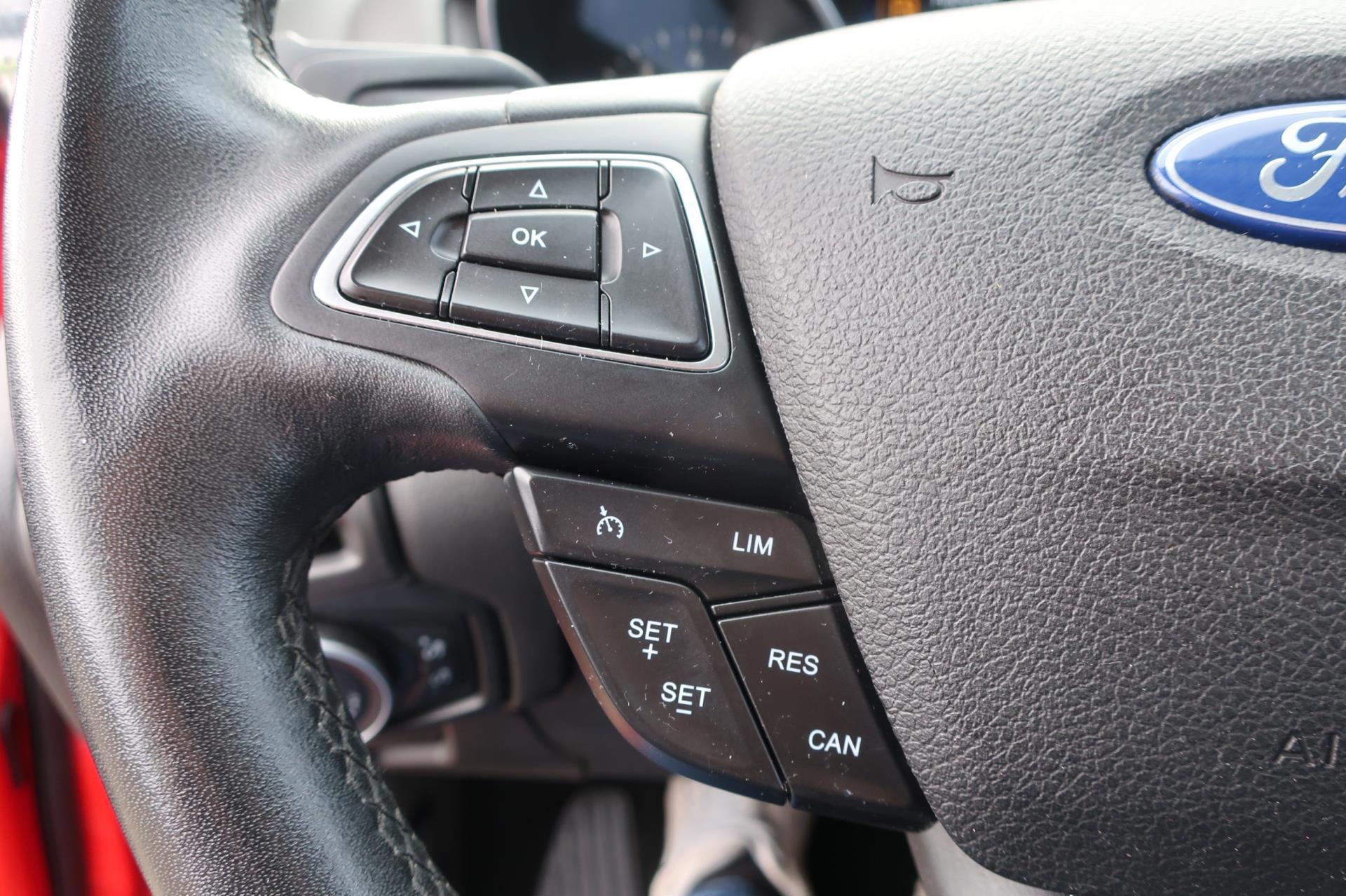 Ford Focus Wagon 1.5 Titanium (2016), foto 22