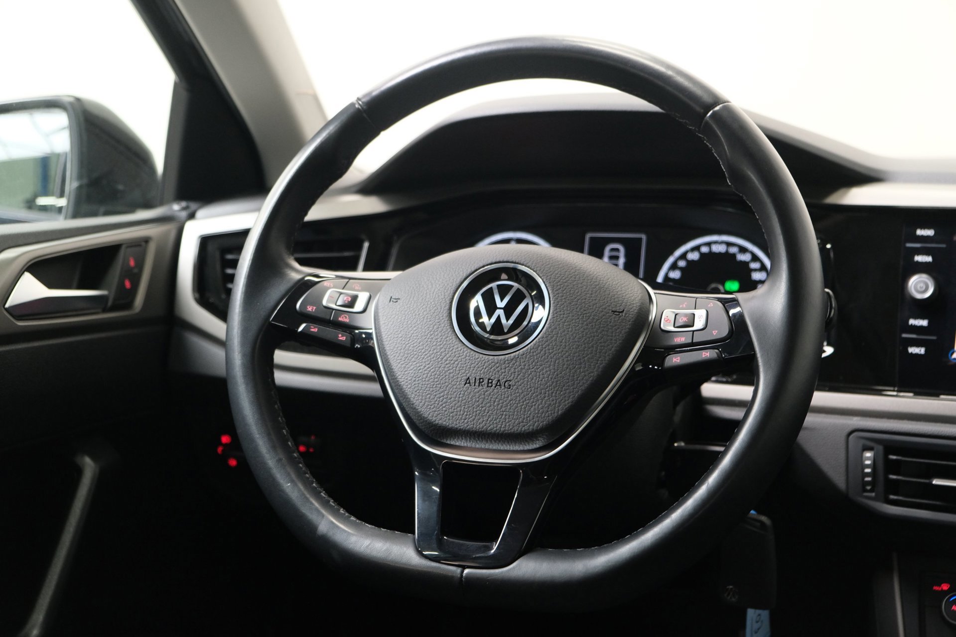 Volkswagen Polo 1.0 TSI R-Line Edition (2021), foto 16