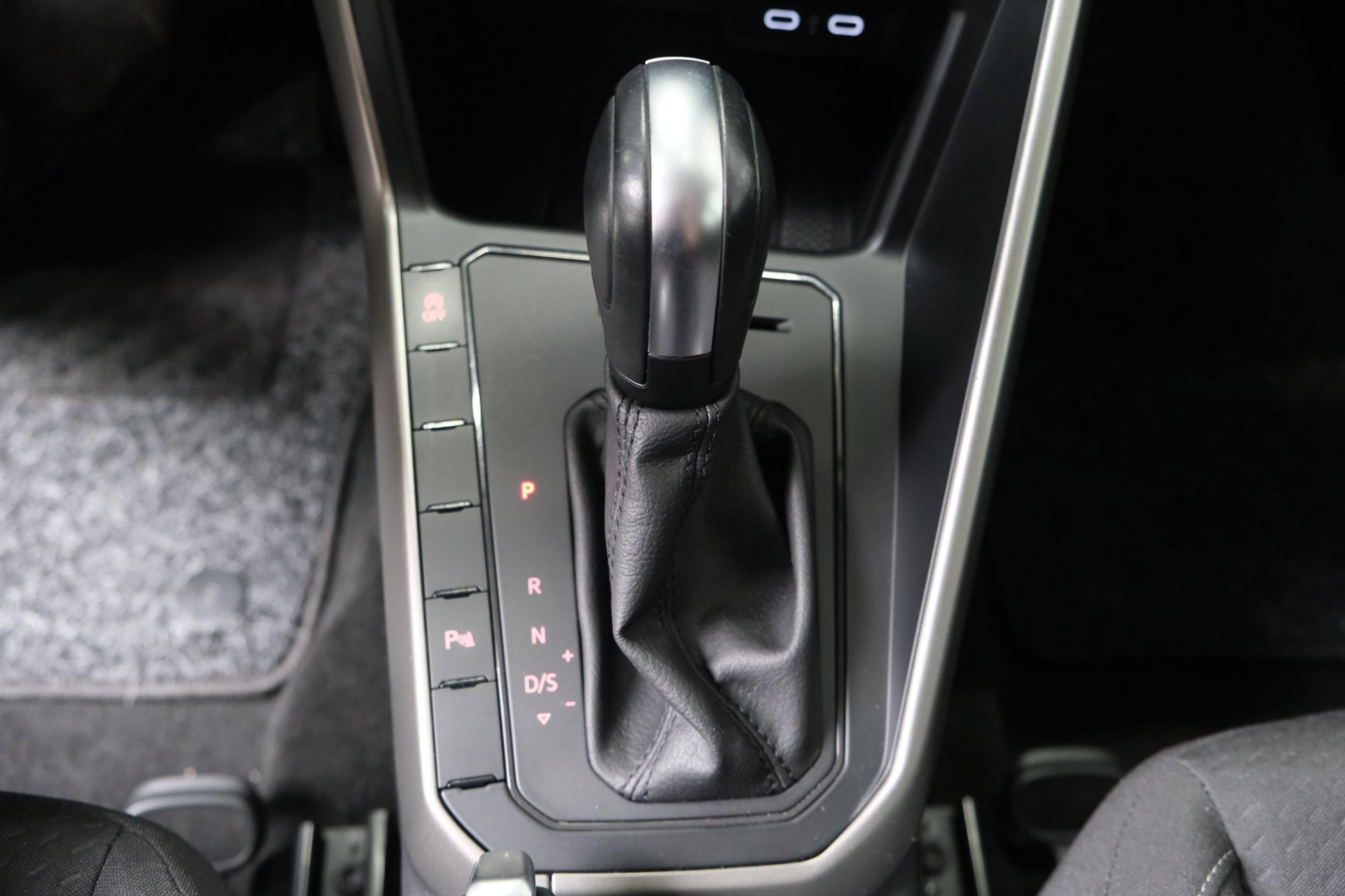 Volkswagen Polo 1.0 TSI R-Line Edition (2021), foto 24