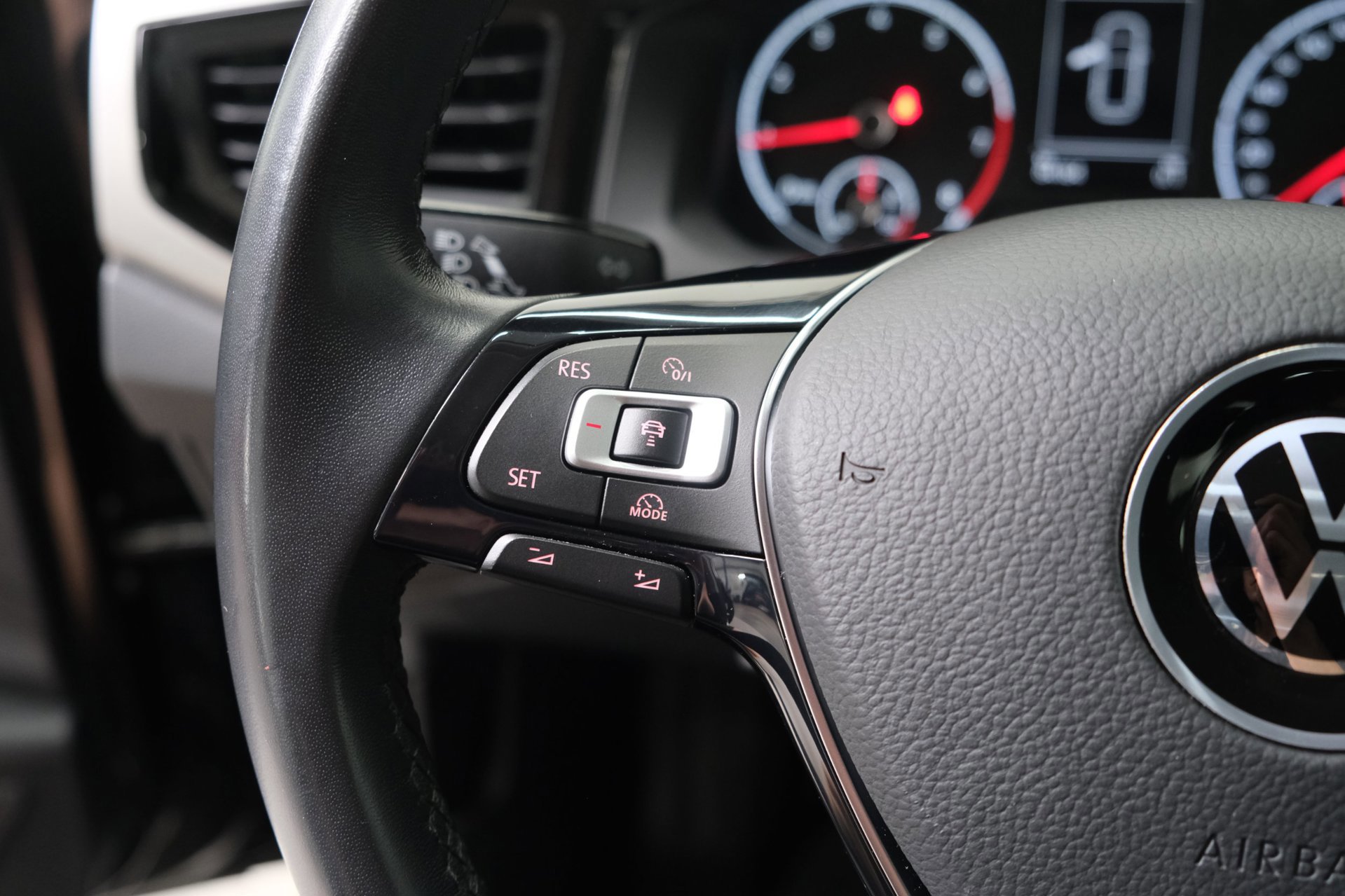 Volkswagen Polo 1.0 TSI R-Line Edition (2021), foto 25