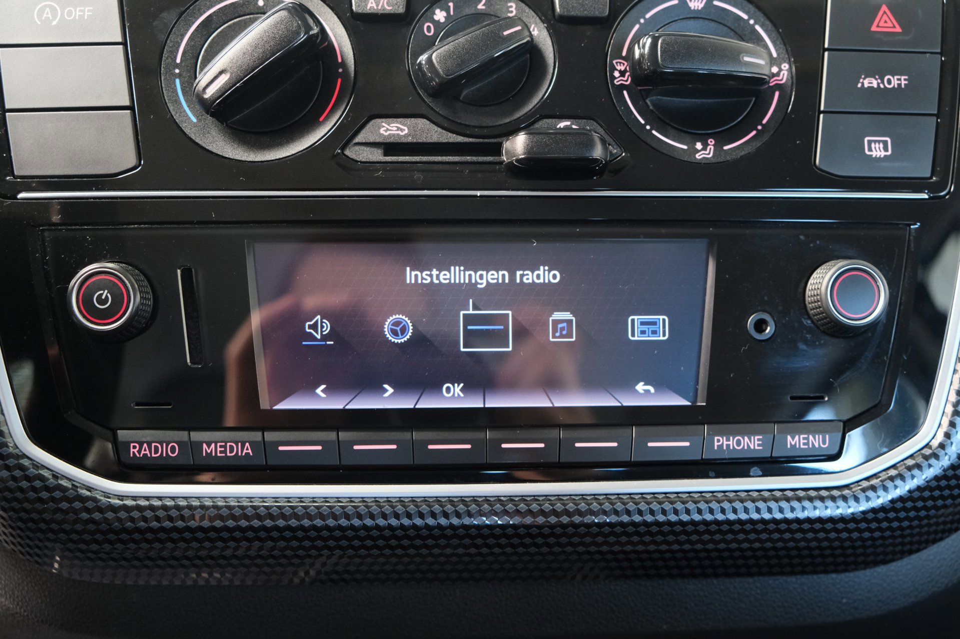 Volkswagen Up! 1.0 5 Deurs (2022), foto 21