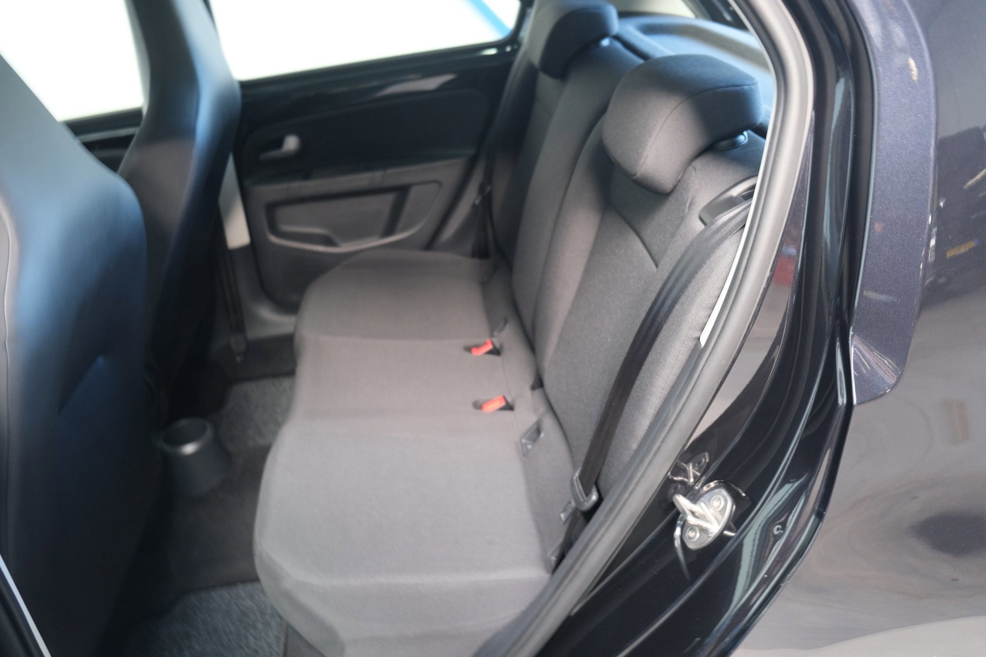 Volkswagen Up! 1.0 5 Deurs (2022), foto 9
