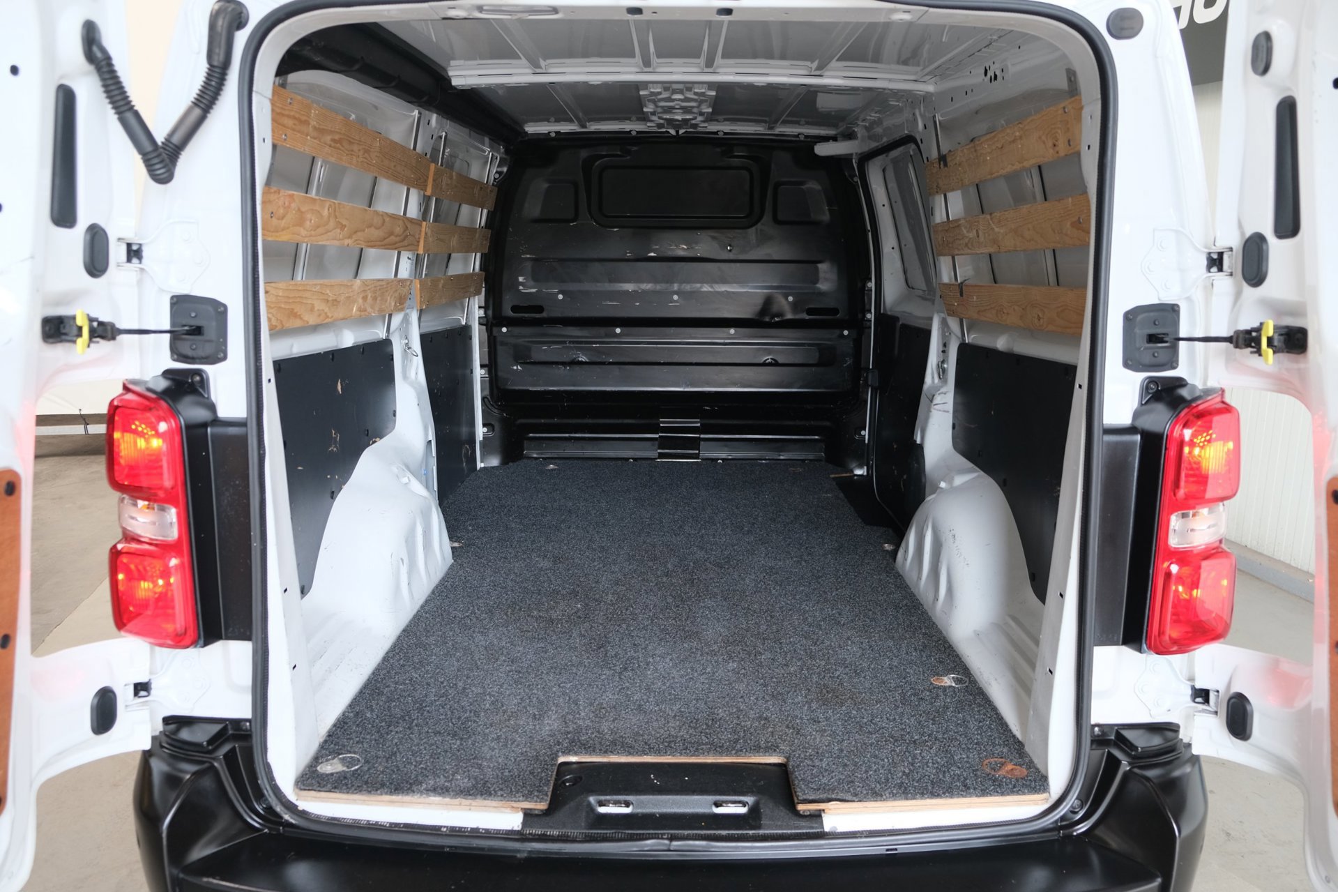 Opel Vivaro 1.5 CDTI L2H1 Edition (2021), foto 11