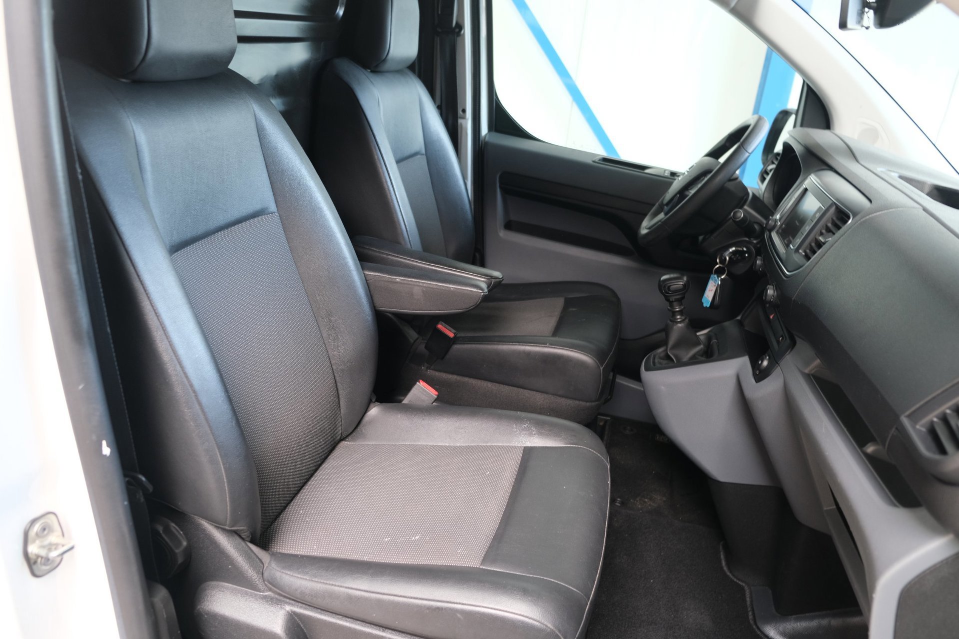 Opel Vivaro 1.5 CDTI L2H1 Edition (2021), foto 6