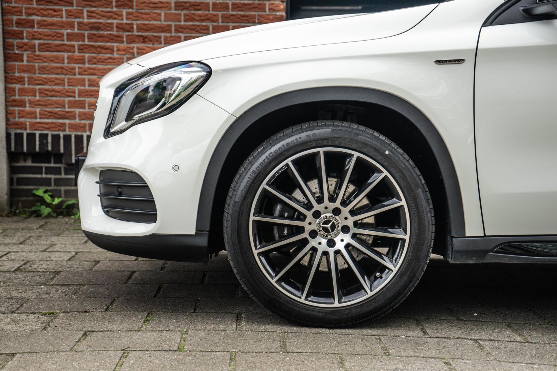 Mercedes-Benz GLA-klasse 220 4Matic AMG Line (2017), foto 6