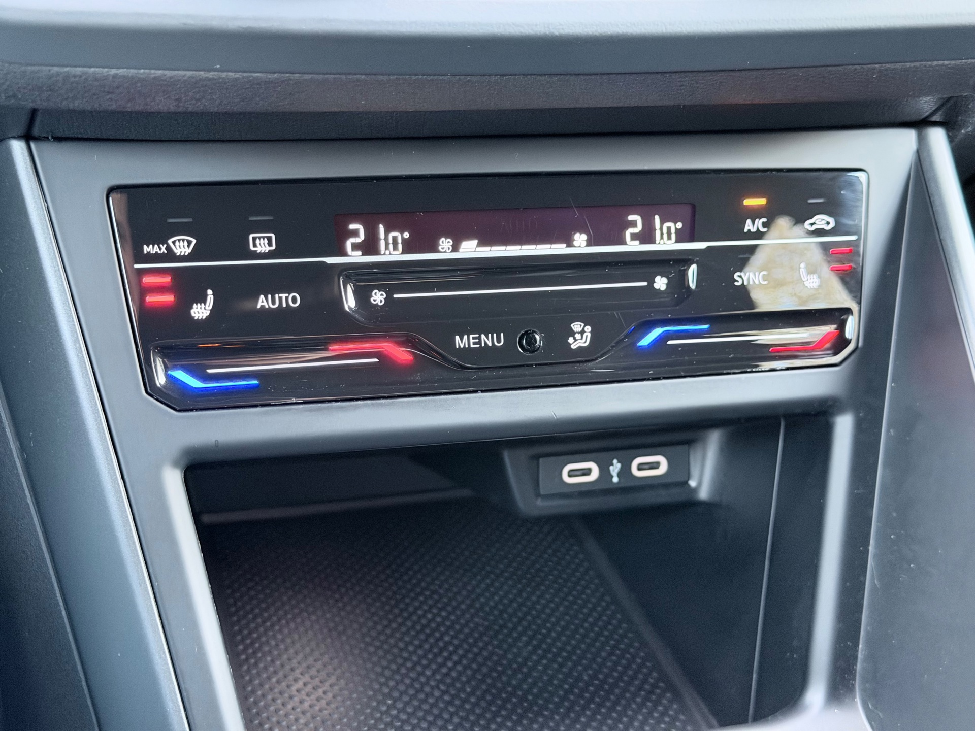 Volkswagen Polo 1.0 TSI 3xR-Line IQ.Light (2024), foto 17