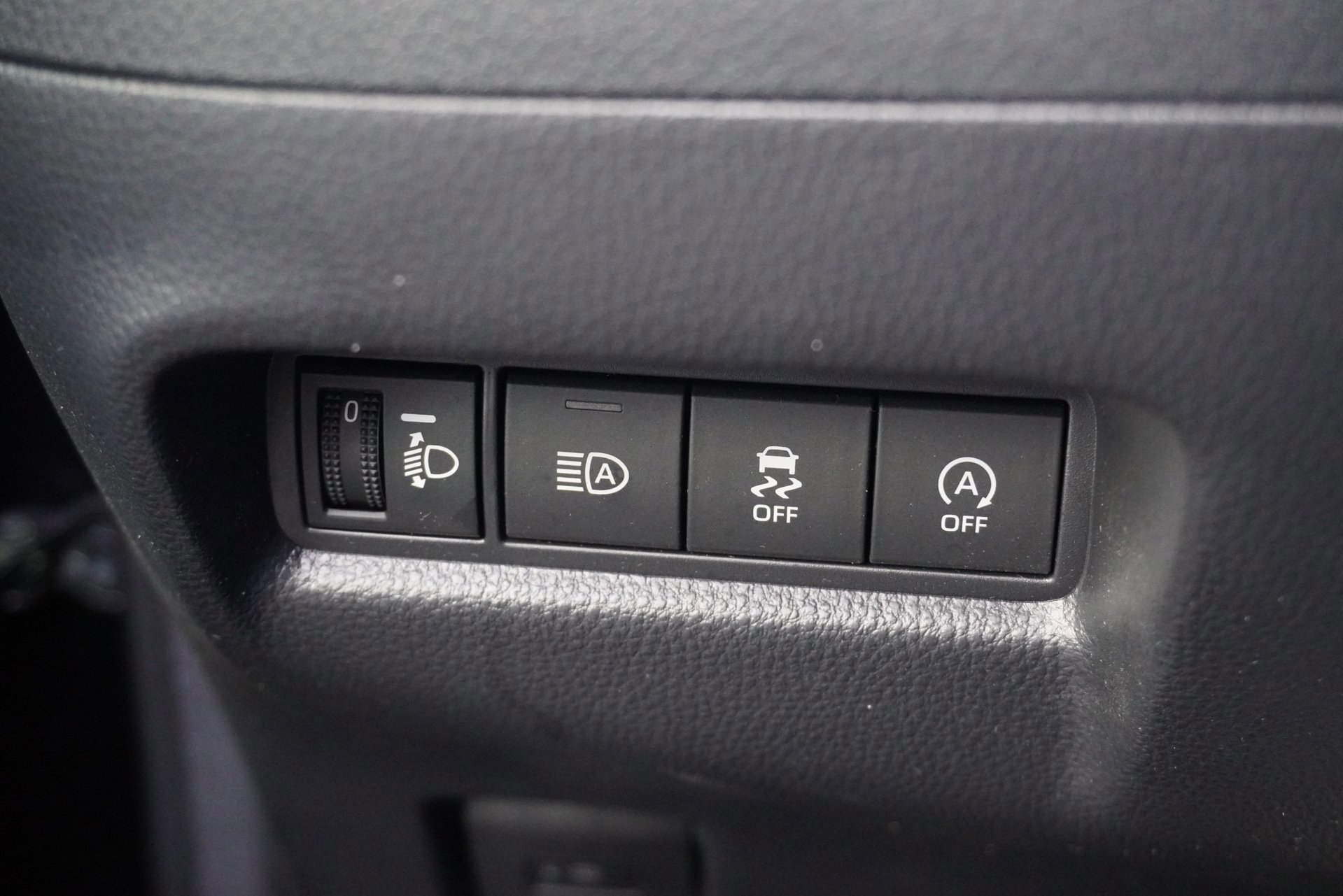 Toyota Aygo X 1.0 VVT-i MT Play (2024), foto 22