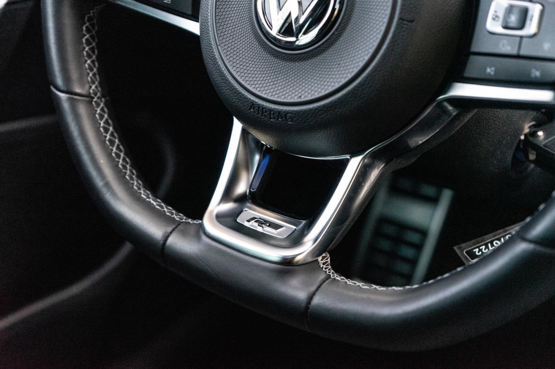 Volkswagen Golf 1.5 TSI Highline R-Line (2017), foto 20