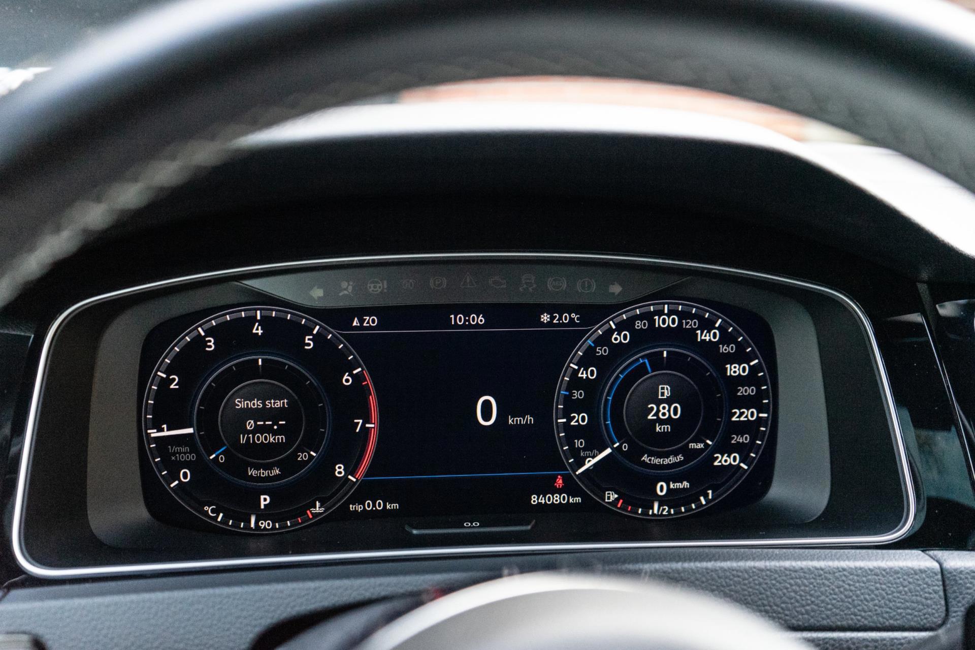 Volkswagen Golf 1.5 TSI Highline R-Line (2017), foto 23
