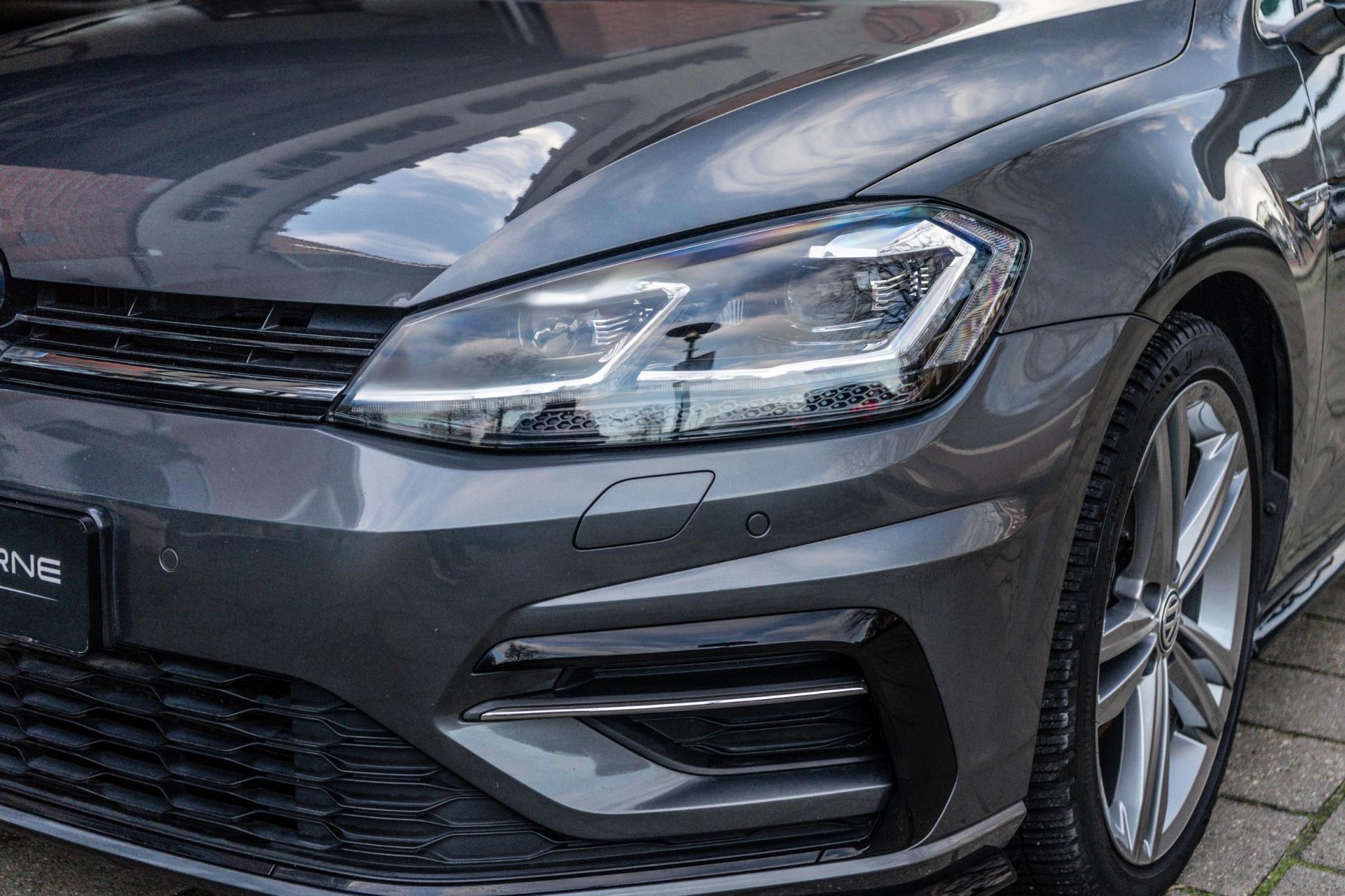 Volkswagen Golf 1.5 TSI Highline R-Line (2017), foto 10