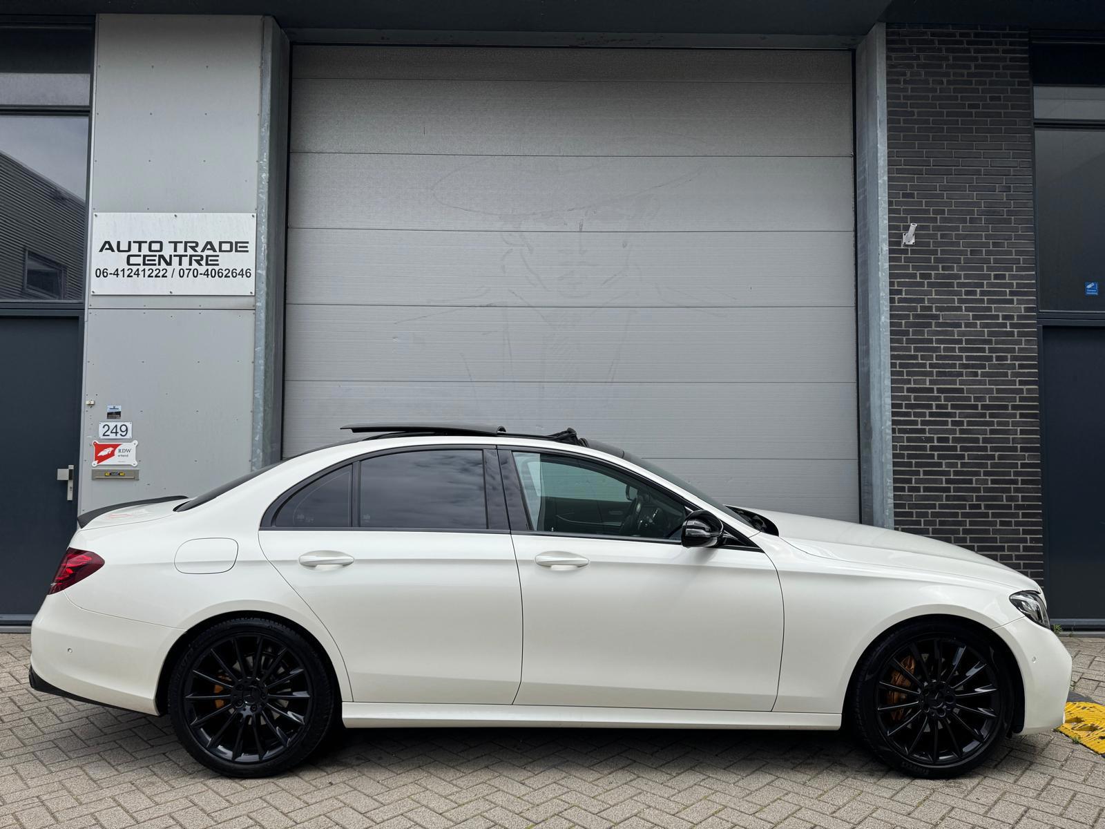 Mercedes-Benz E-klasse 200 AMG-style (2016), foto 2