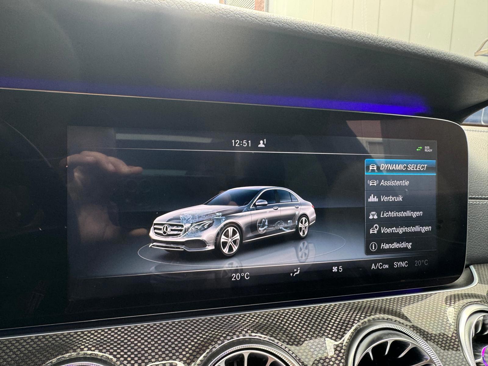 Mercedes-Benz E-klasse 200 AMG-style (2016), foto 20