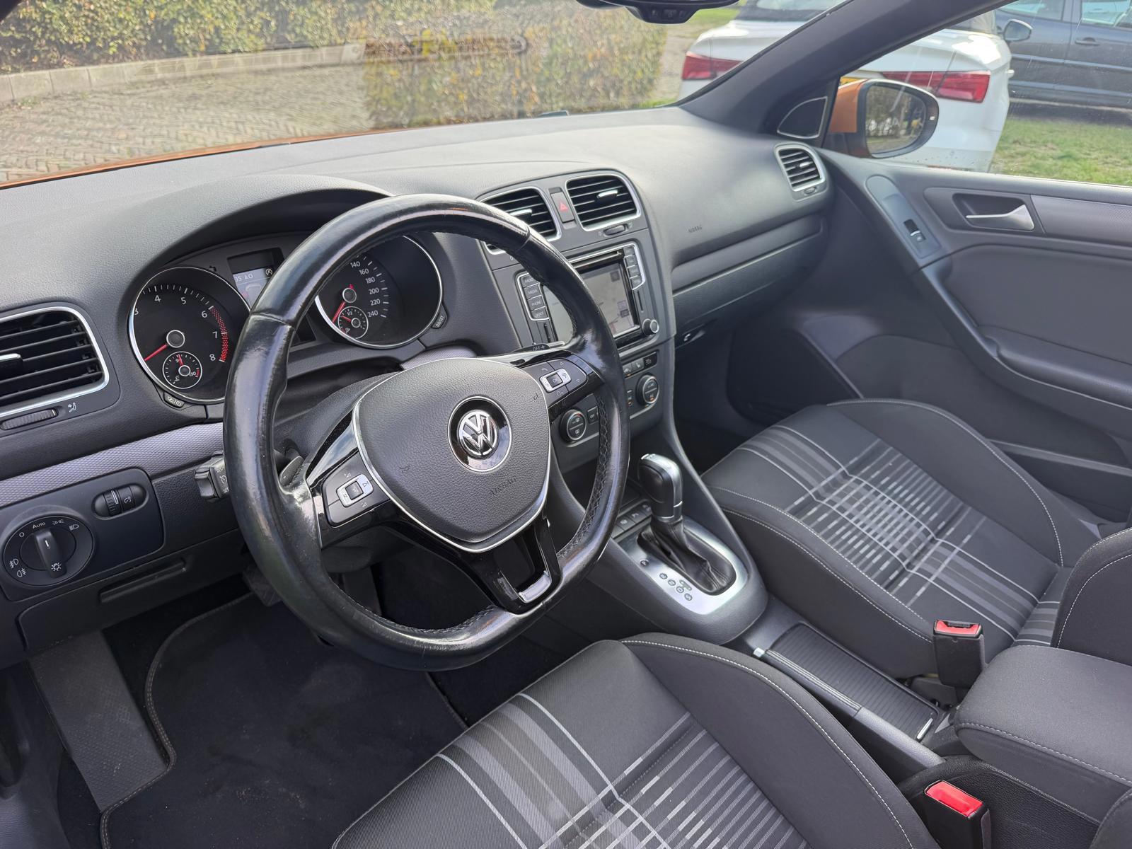 Volkswagen Golf Cabriolet 1.4 TSI Exclusive Series (2016), foto 28