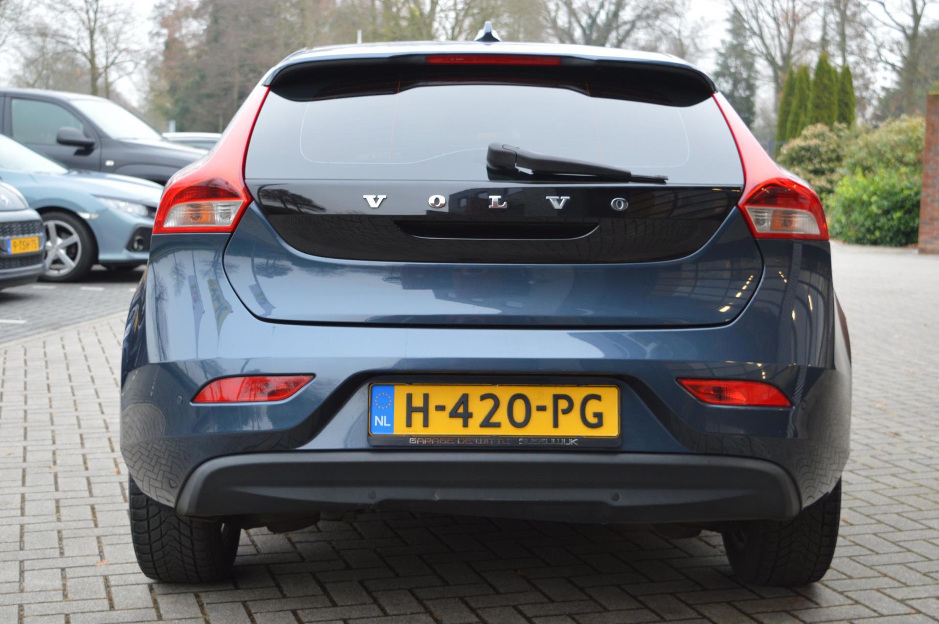 Volvo V40 2.0 D2 Inscription (2016), foto 5
