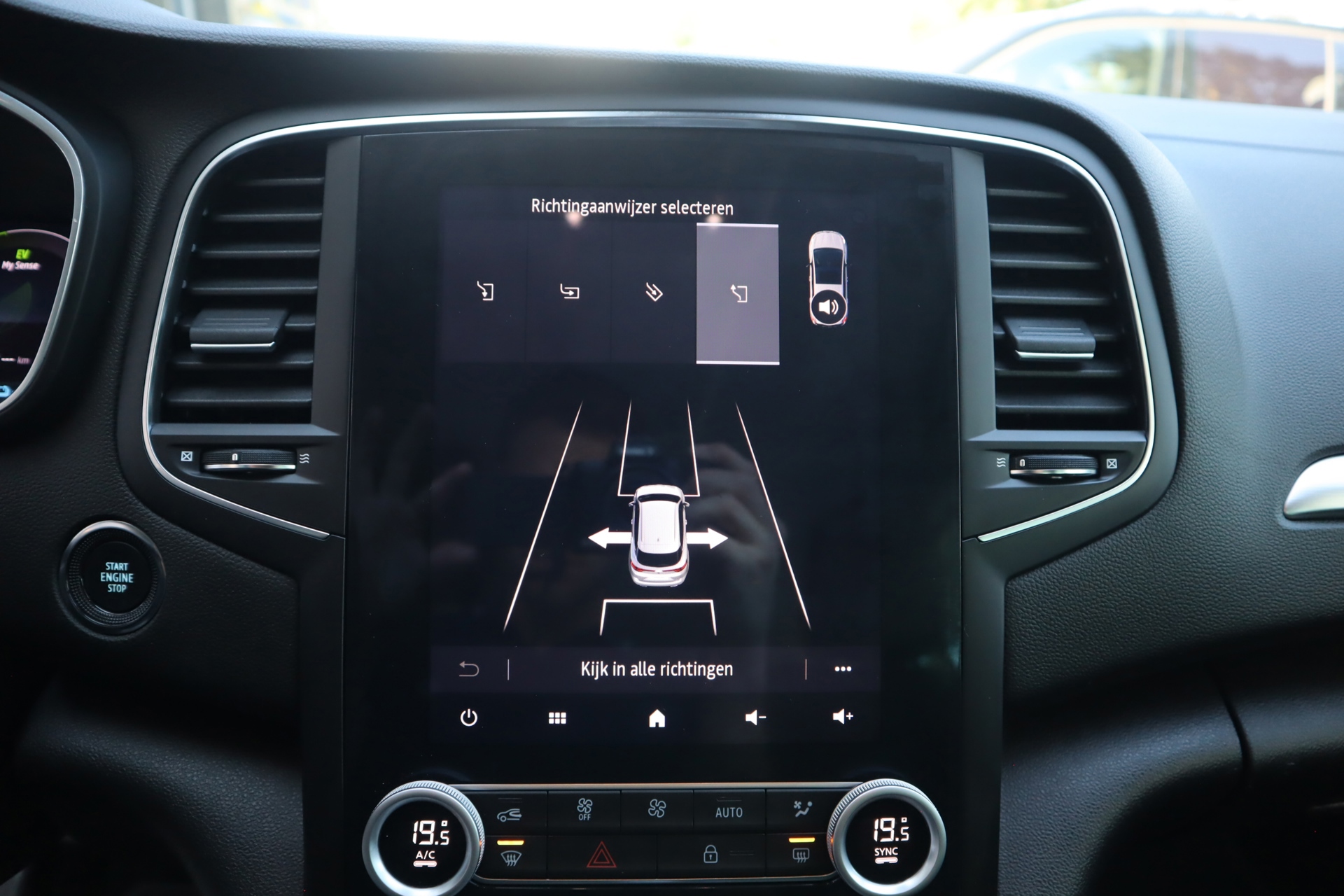 Renault Mégane Estate 1.6 E-Tech Plug-In Hybrid 160 Intens (2022), foto 27