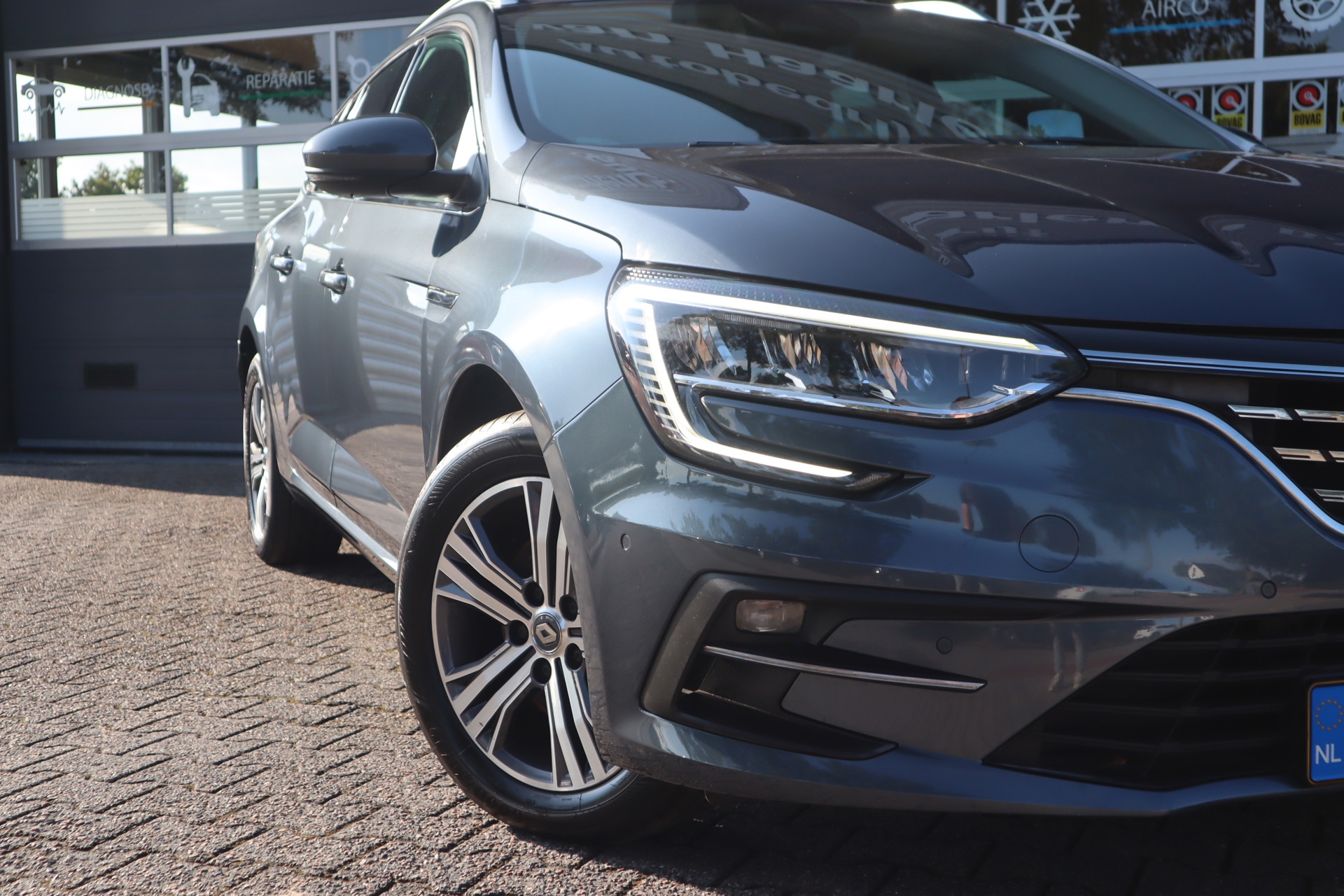 Renault Mégane Estate 1.6 E-Tech Plug-In Hybrid 160 Intens (2022), foto 9