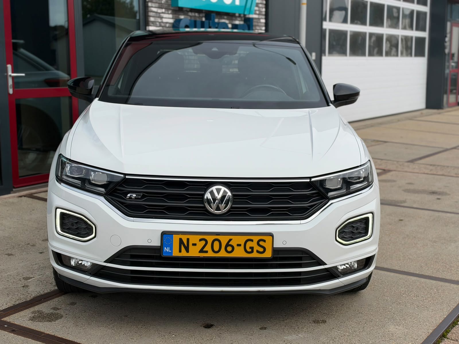 Volkswagen T-Roc 1.5 TSI 3x R-LINE DSG (2019), foto 30