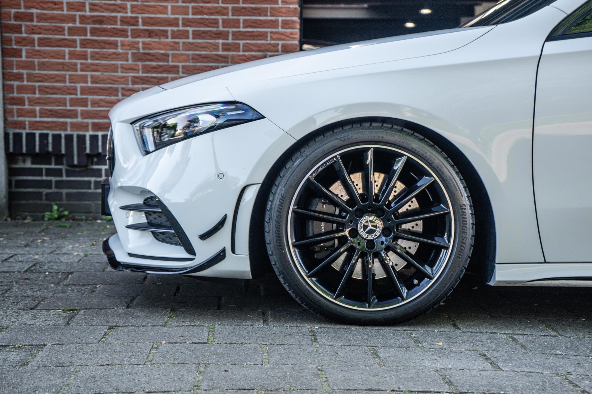 Mercedes-Benz A-klasse 250 AMG Line (2018), foto 12