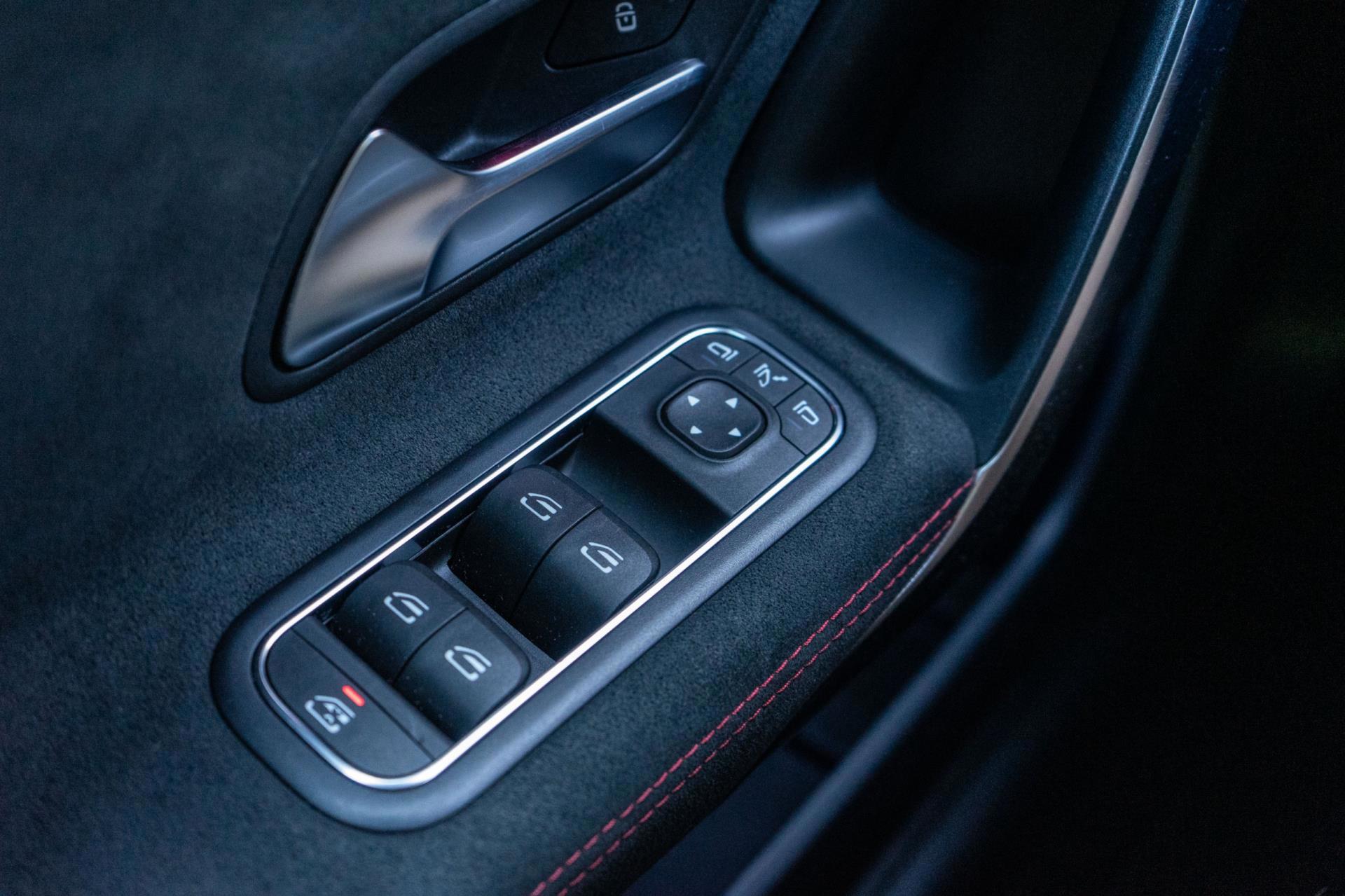 Mercedes-Benz A-klasse 250 AMG Line (2018), foto 21