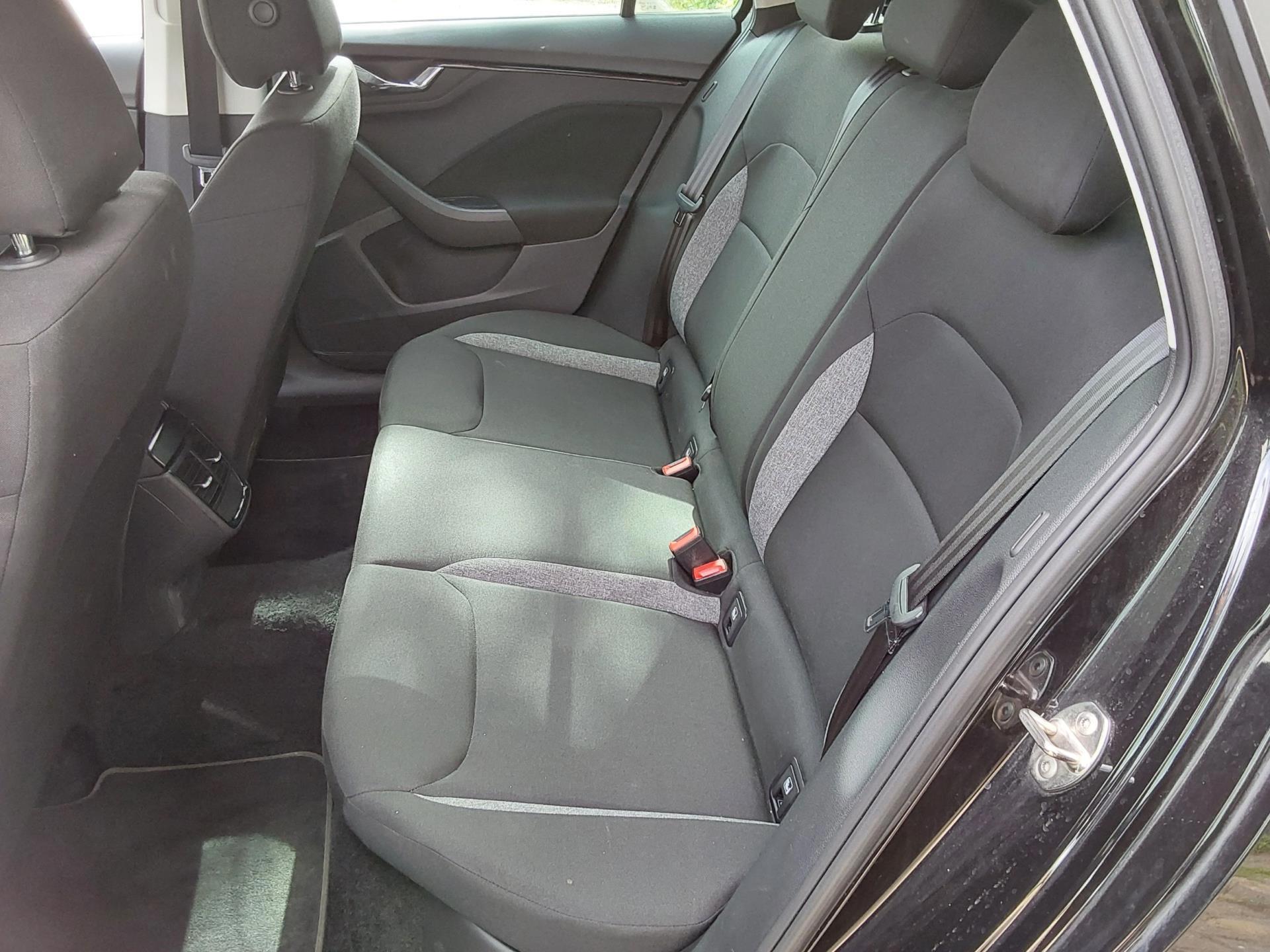 Skoda Kamiq 1.0 TSI Active (2021), foto 9