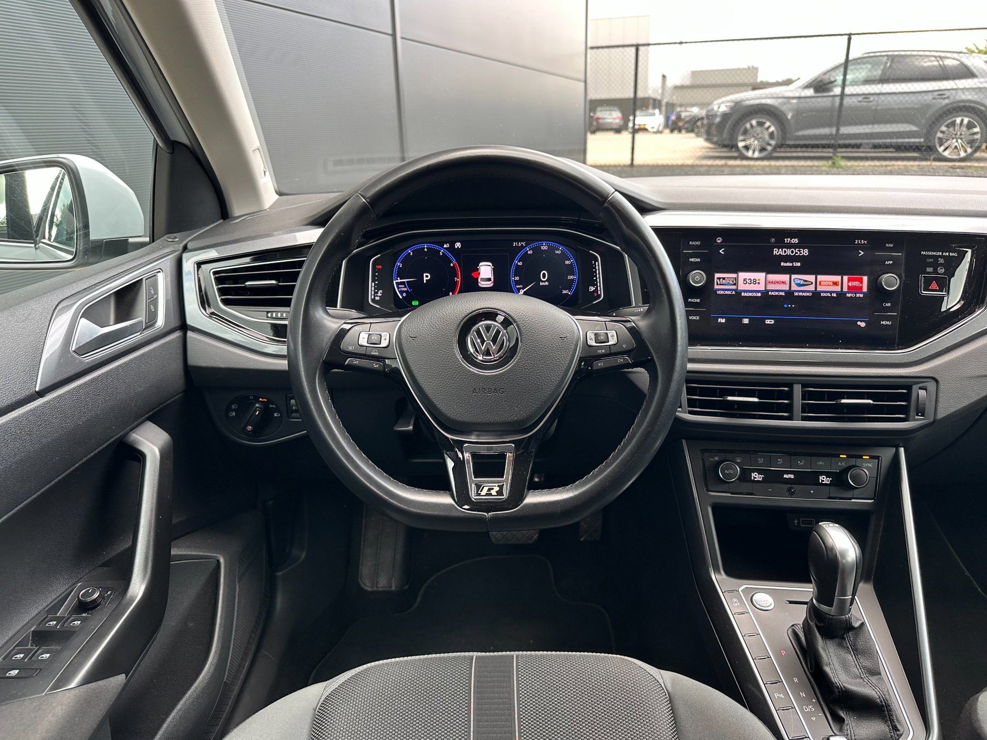 Volkswagen Polo 1.0 TSI R-Line (2018), foto 15