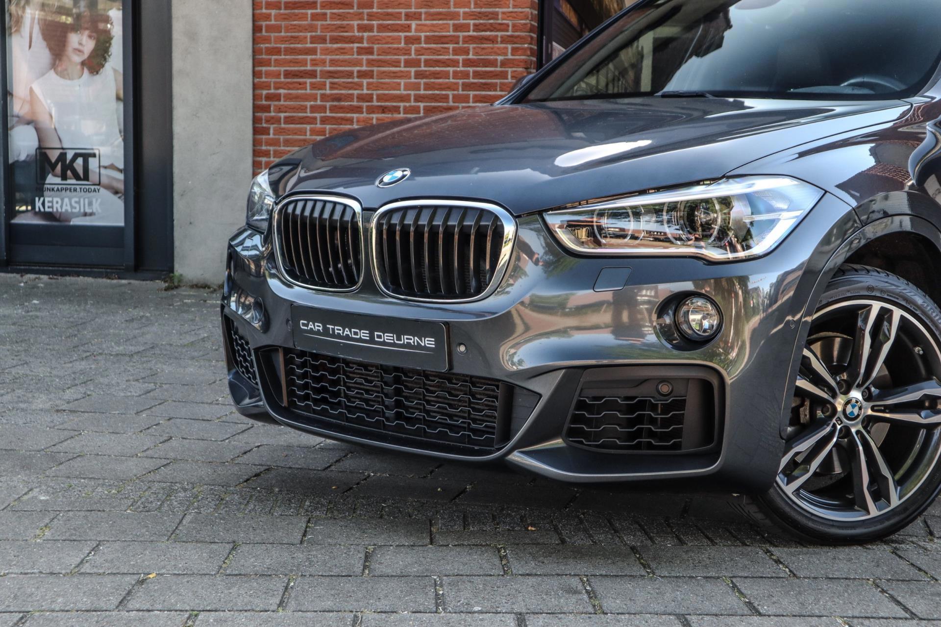 BMW X1 SDrive20i High Executive (2018), foto 2