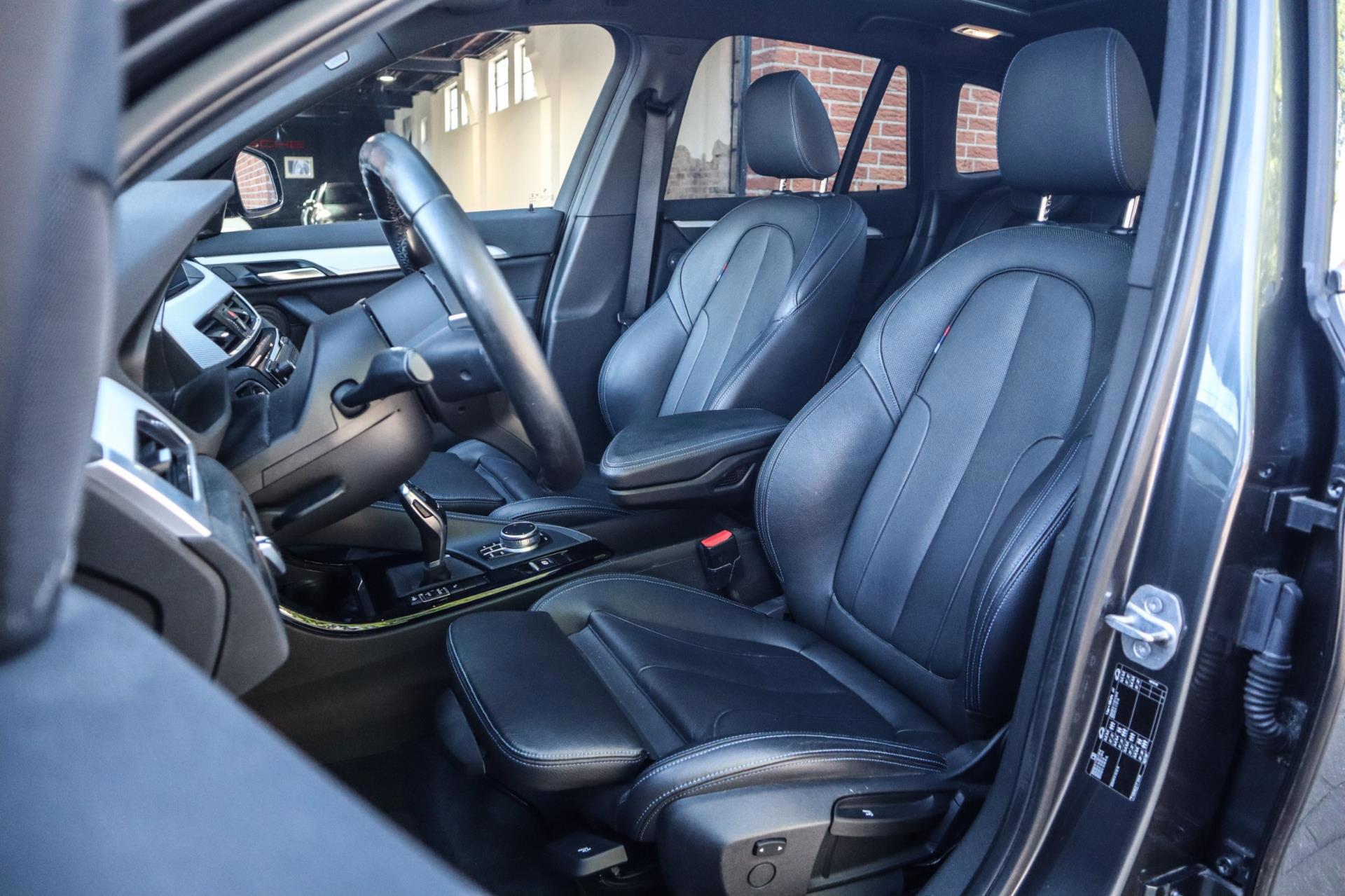 BMW X1 SDrive20i High Executive (2018), foto 12