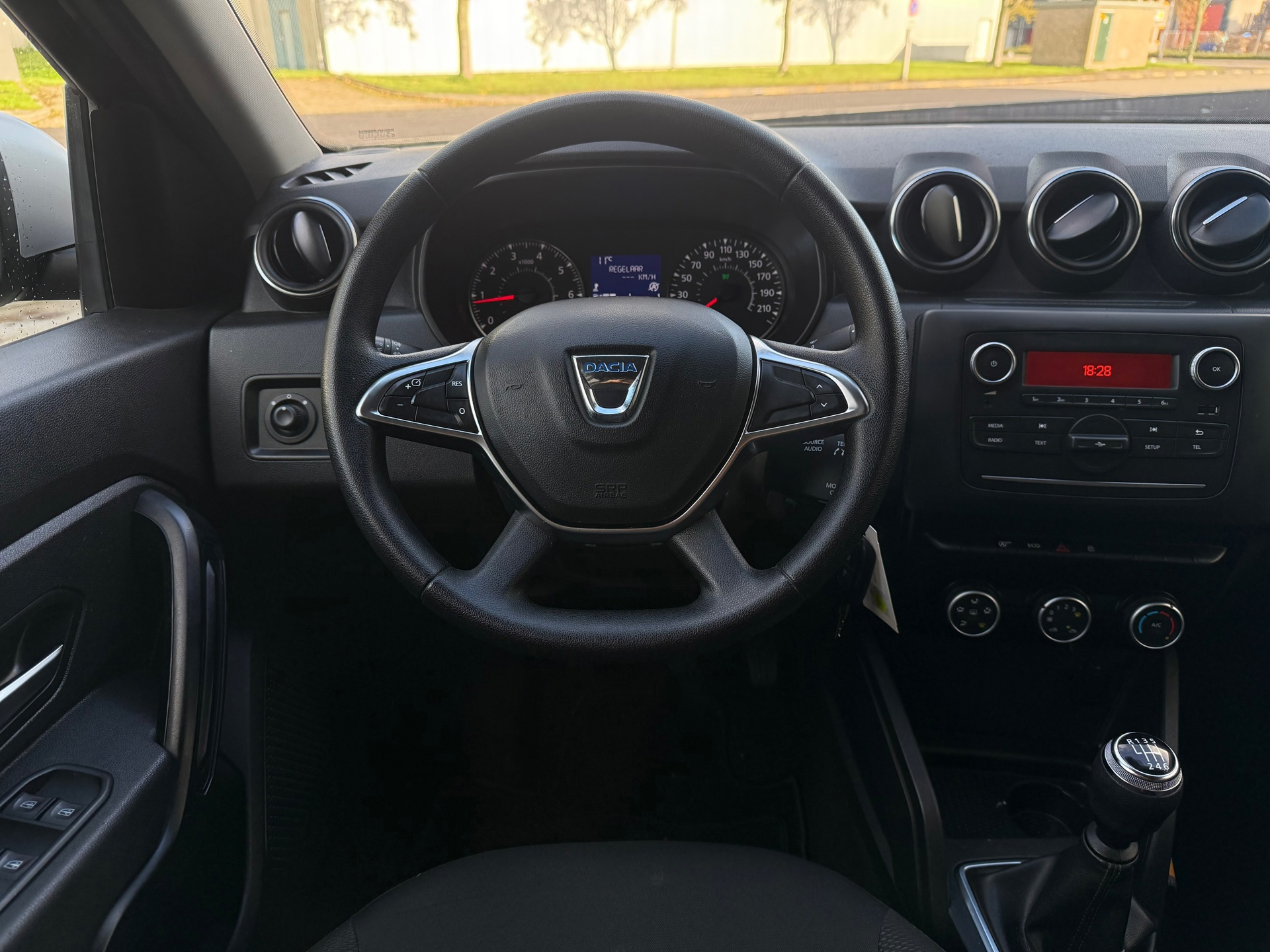 Dacia Duster 1.2 TCe Comfort (2018), foto 11