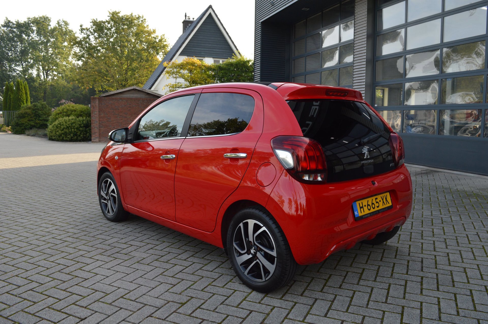 Peugeot 108 1.0 VTi Allure cabrio TOP (2017), foto 8