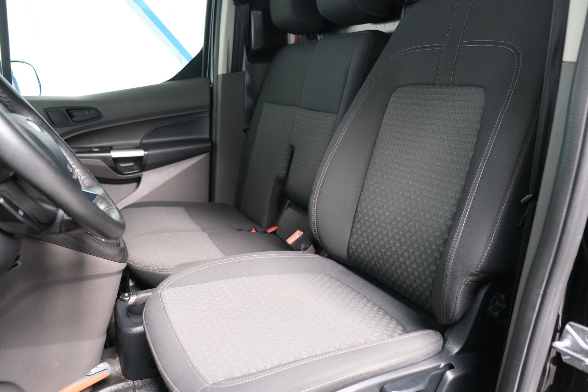 Ford Transit Connect 1.5 EcoBlue L1 (2020), foto 15