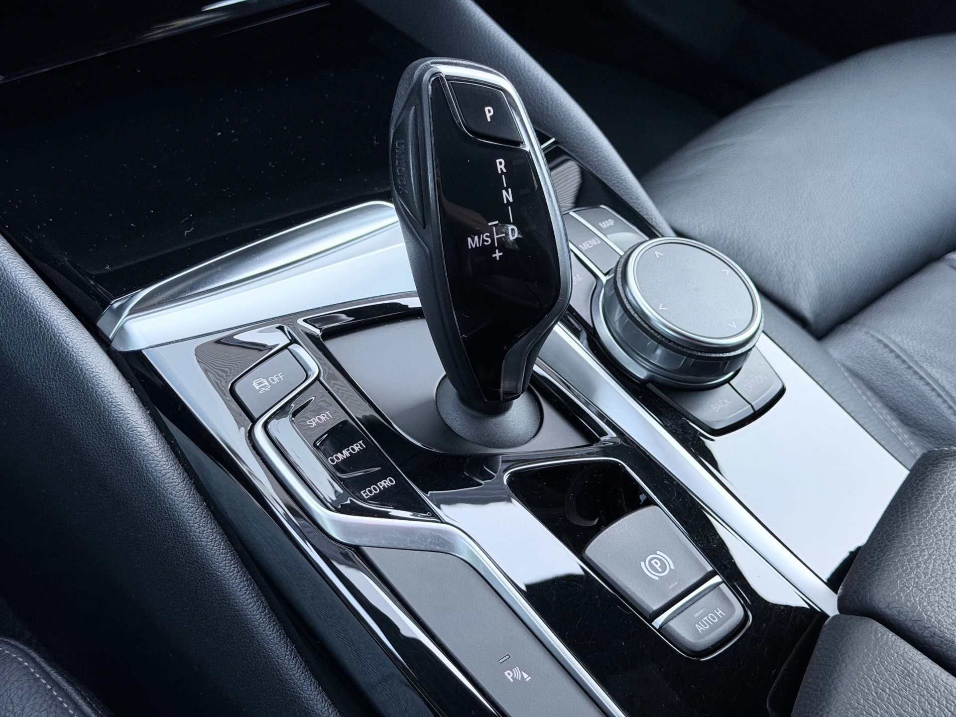 BMW 5-Serie 540i High Executive Memory (2018), foto 22