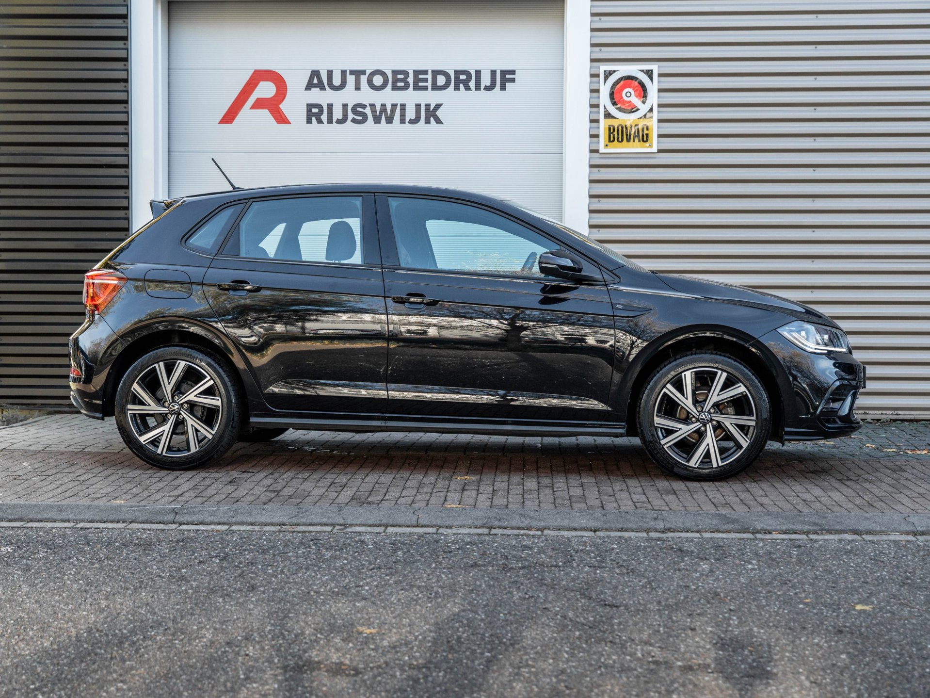 Volkswagen Polo 1.0 TSI 3xR-Line Matrix (2024), foto 5