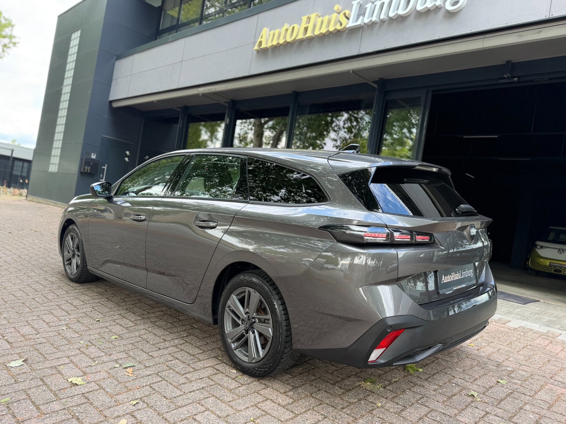 Peugeot 308 SW 1.2 PureTech Active Pack Business (2023), foto 32