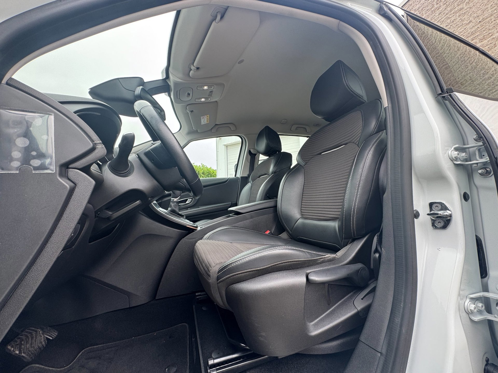 Renault Scénic 1.3 TCe Bose (2018), foto 12
